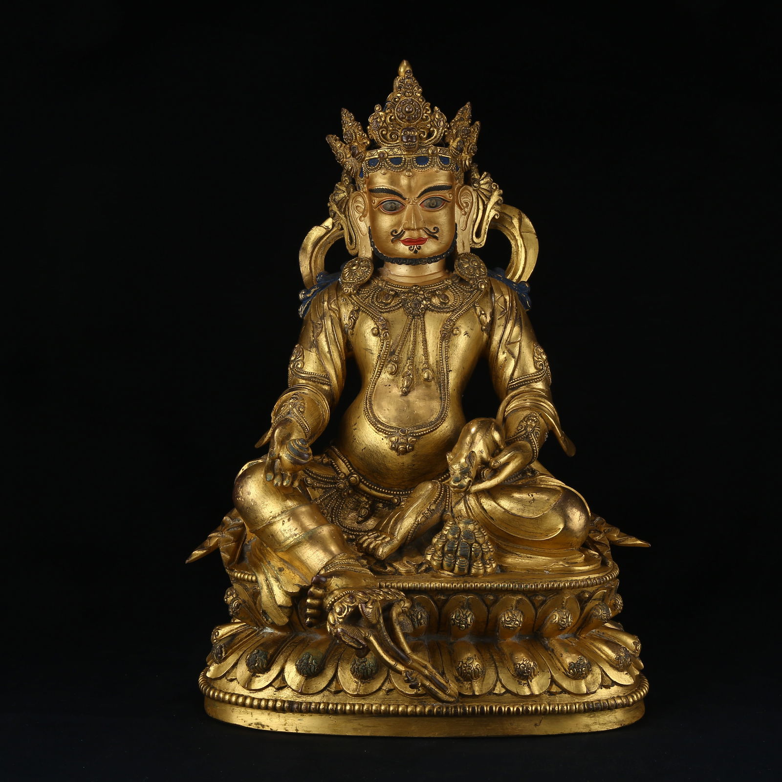 A GILT BRONZE YELLOW JAMBHALA STATUE: Gilt bronze Yellow Jambhala statue