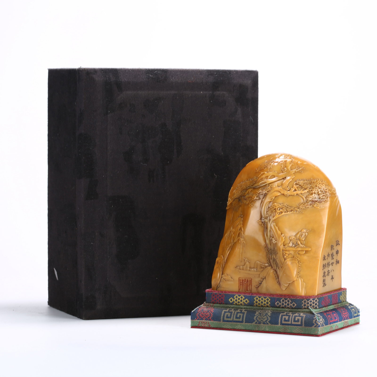 A SHOUSHAN TIANHUANG STONE SEAL WITH FISHING JOY DESIGN IN THIN-RELIEF: Shoushan Tianhuang stone seal with Fishing Joy design in thin-relief