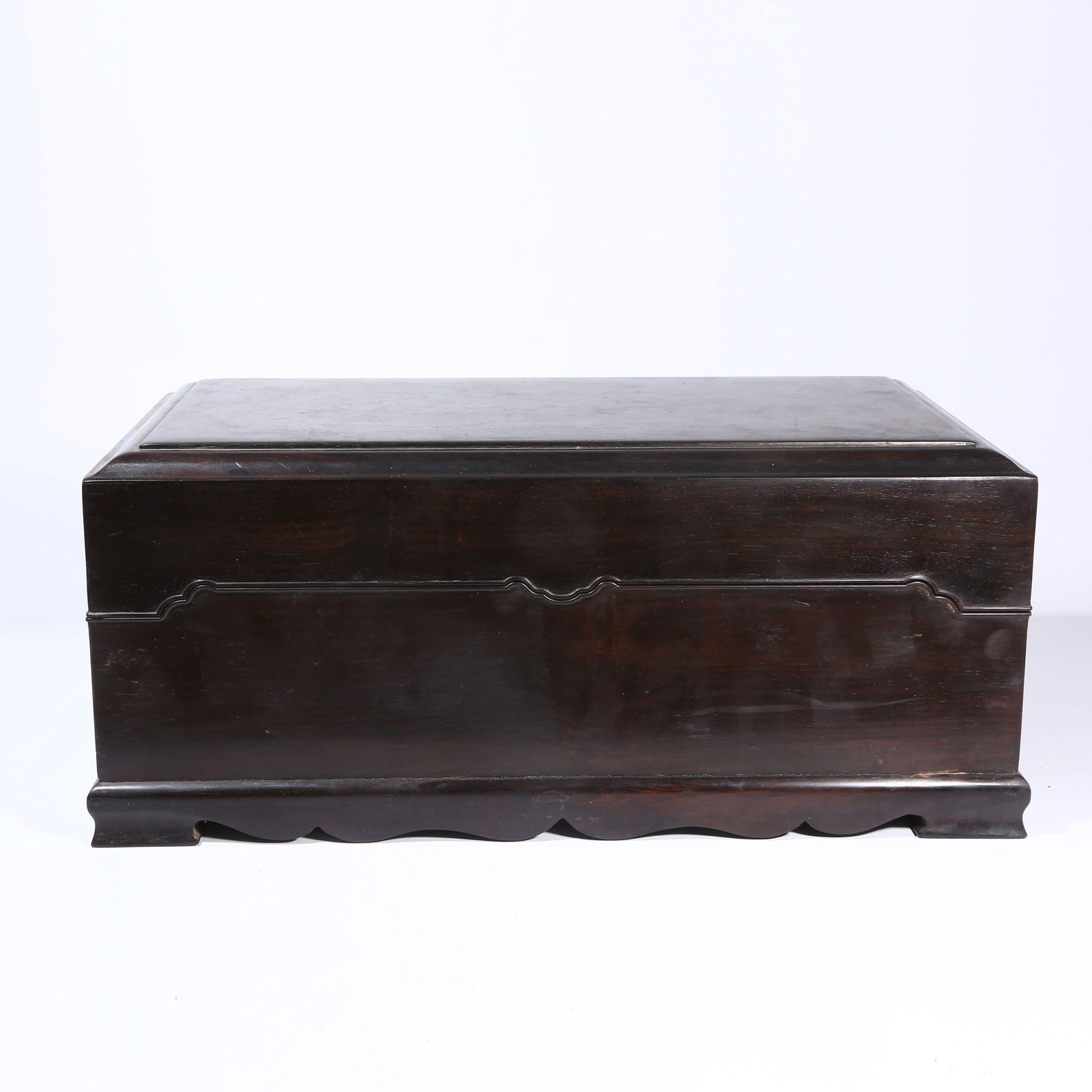 A ZITAN WOOD COVERED BOX (1 of 8)