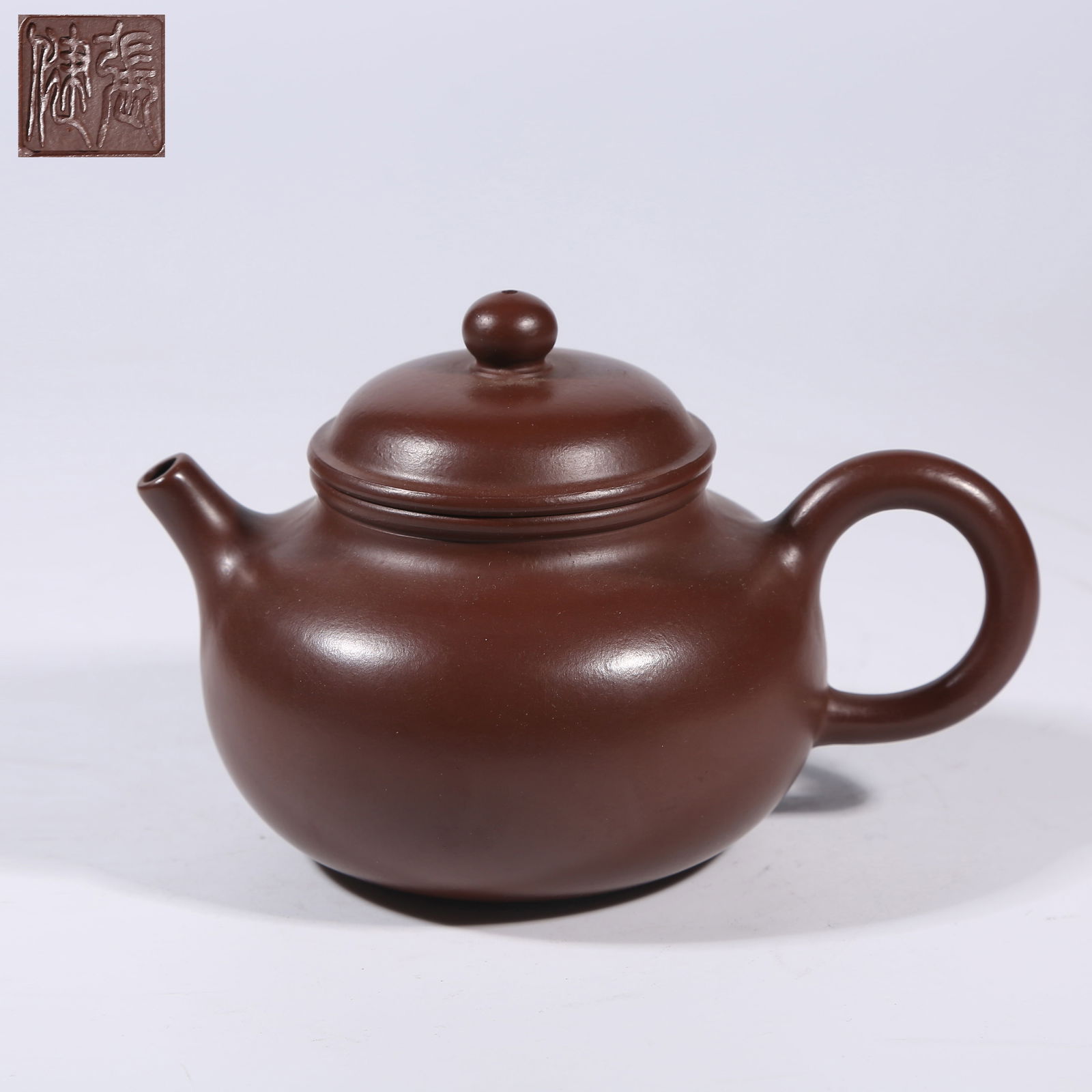 A ZISHA TEAPOT (1 of 9)