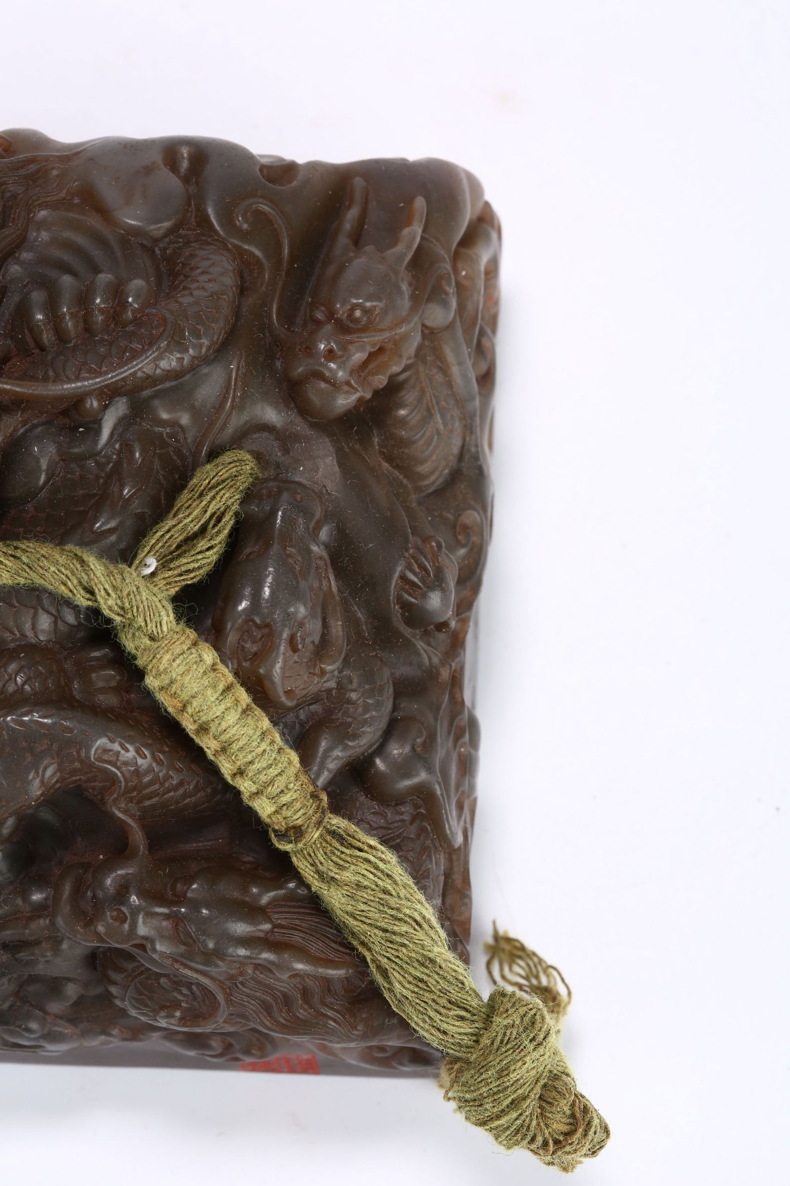 A SHOUSHAN STONE SEAL WITH FIVE DRAGON KNOBS - 5