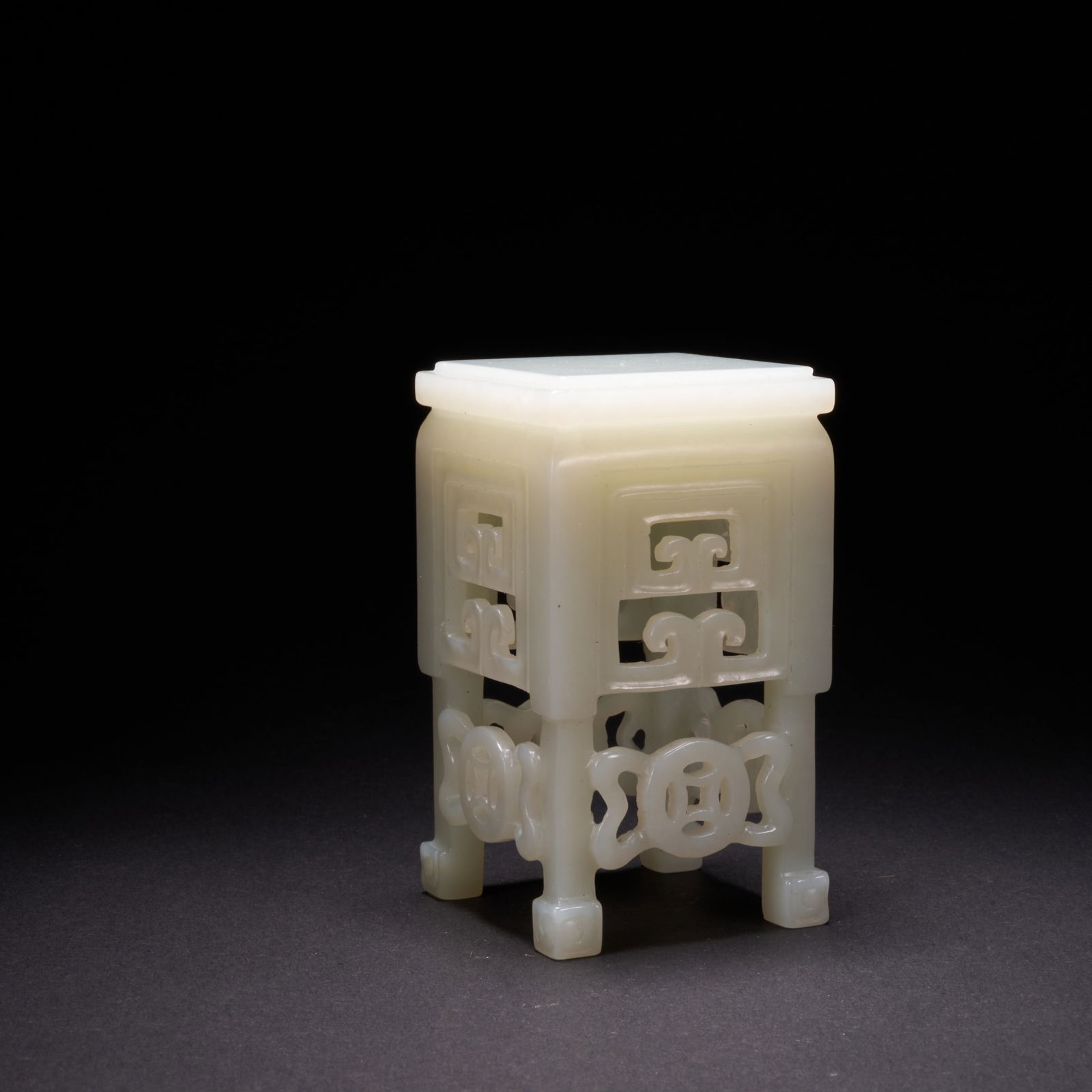 A HETIAN JADE MINIATURE TEA TABLE, QING DYNASTY (1 of 6)