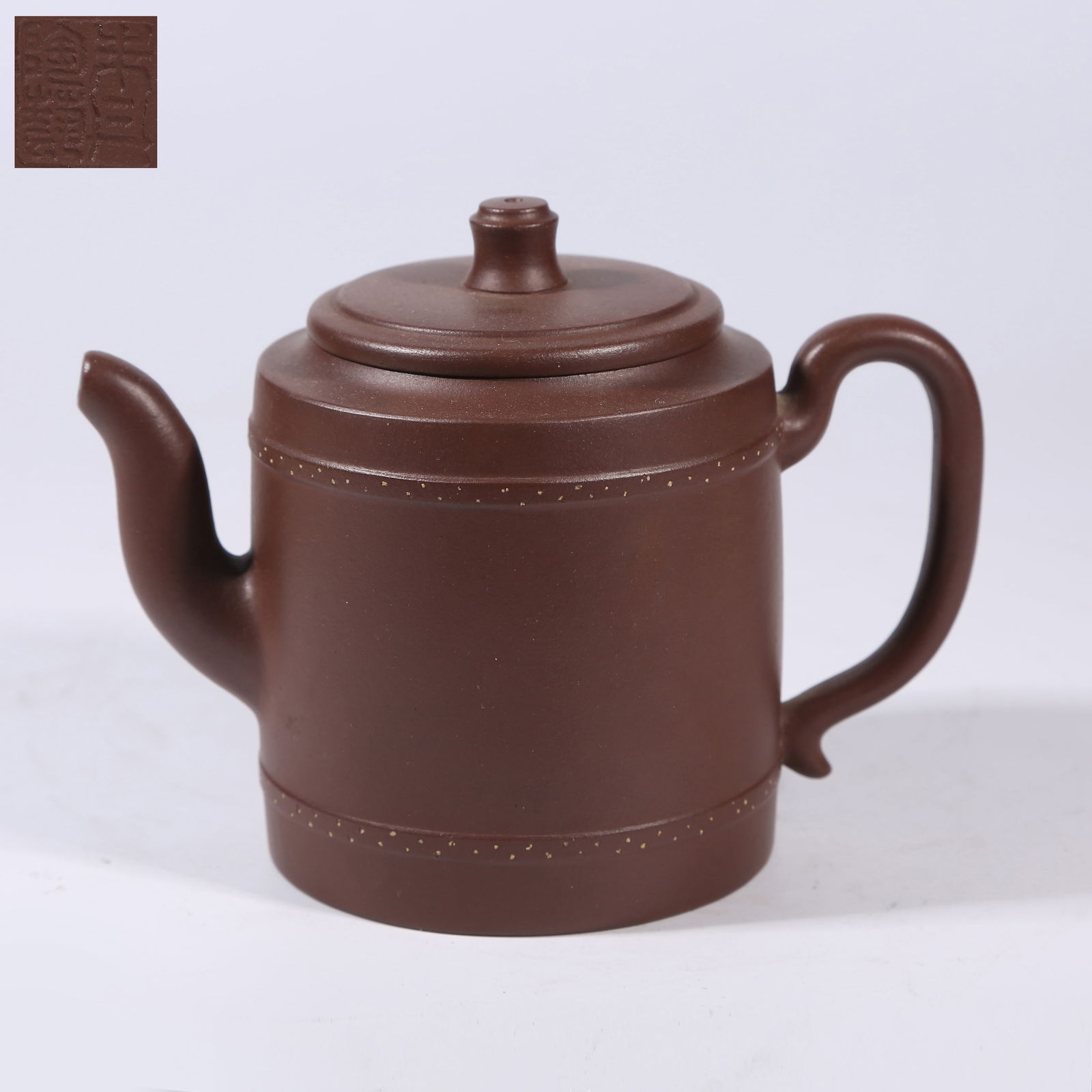 A ZISHA TEAPOT (1 of 9)