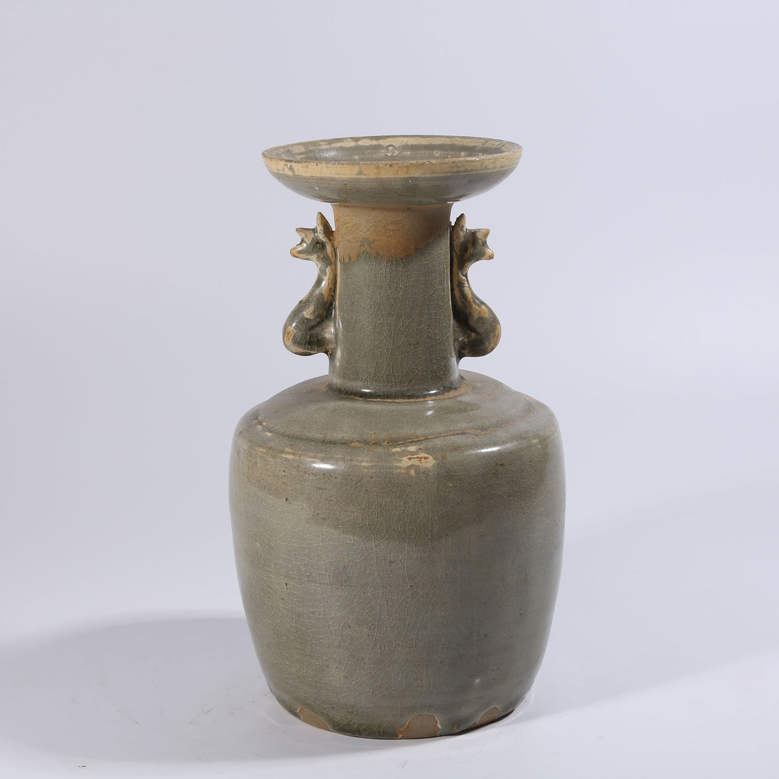 A LONGQUAN KILN DOUBLE-DRAGON-HANDLED VASE (1 of 9)