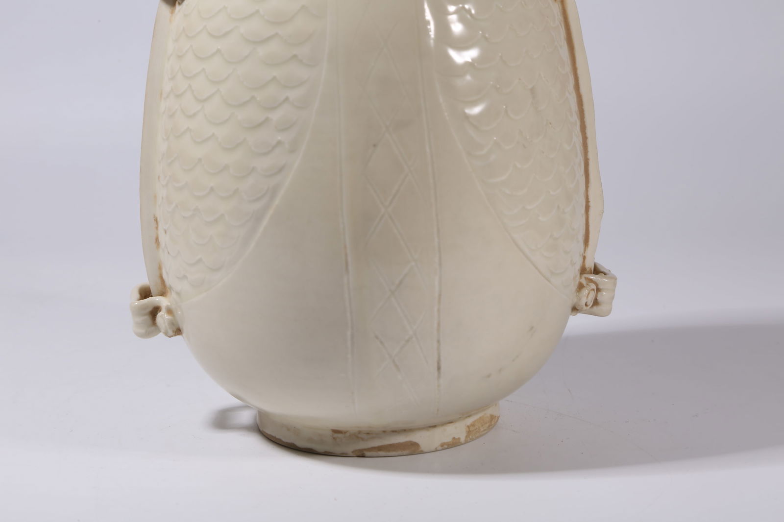 A DING WARE DOUBLE-FISH PIERCED BOTTLE - 3