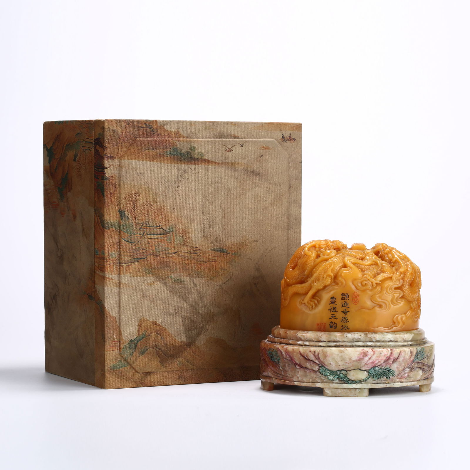 A SHOUSHAN TIANHUANG STONE SEAL WITH DRAGON AND PHOENIX PATTERN AND BASE (1 of 9)