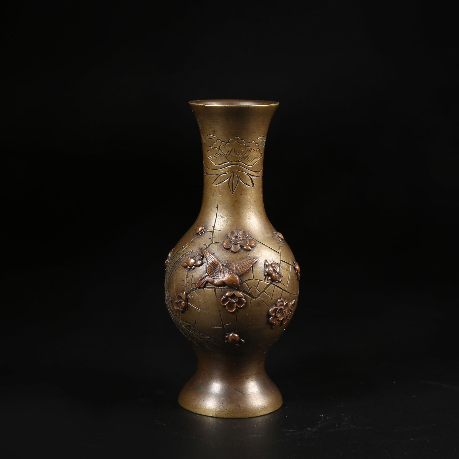 A BRONZE SMALL VASE WITH FLOWER AND BIRD PATTERN (1 of 8)