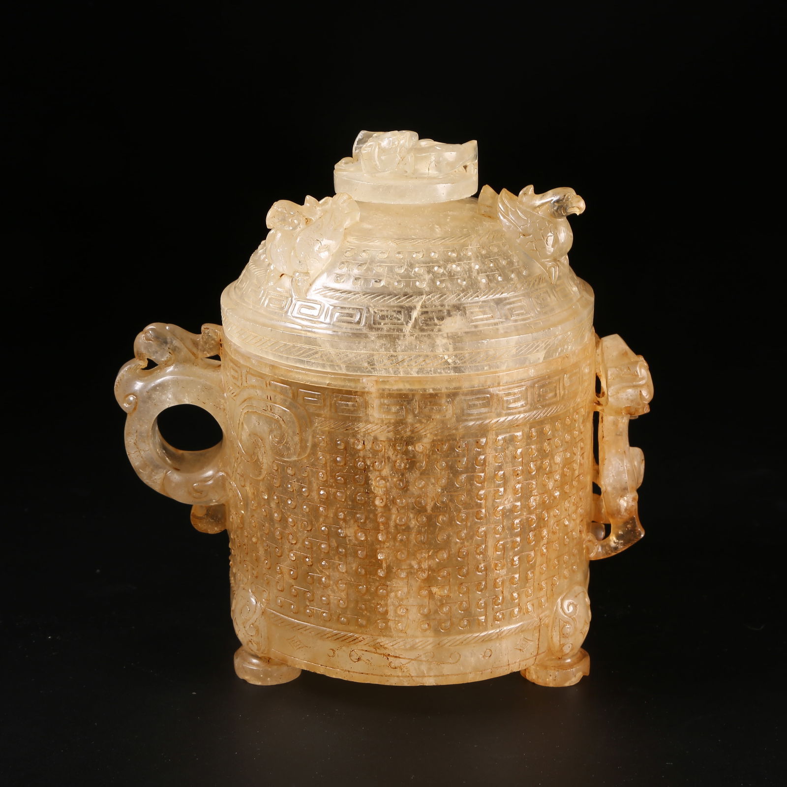 A HAN DYNASTY CRYSTAL E CUP: Han Dynasty Crystal E Cup