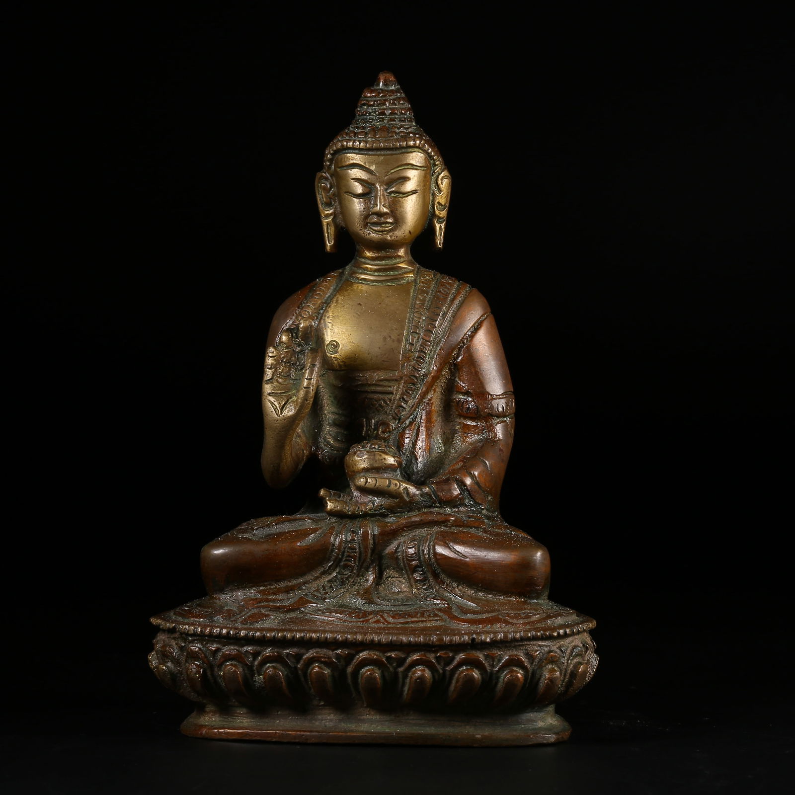 A GILT-BRONZE STATUE OF DIPANKARA BUDDHA (1 of 8)
