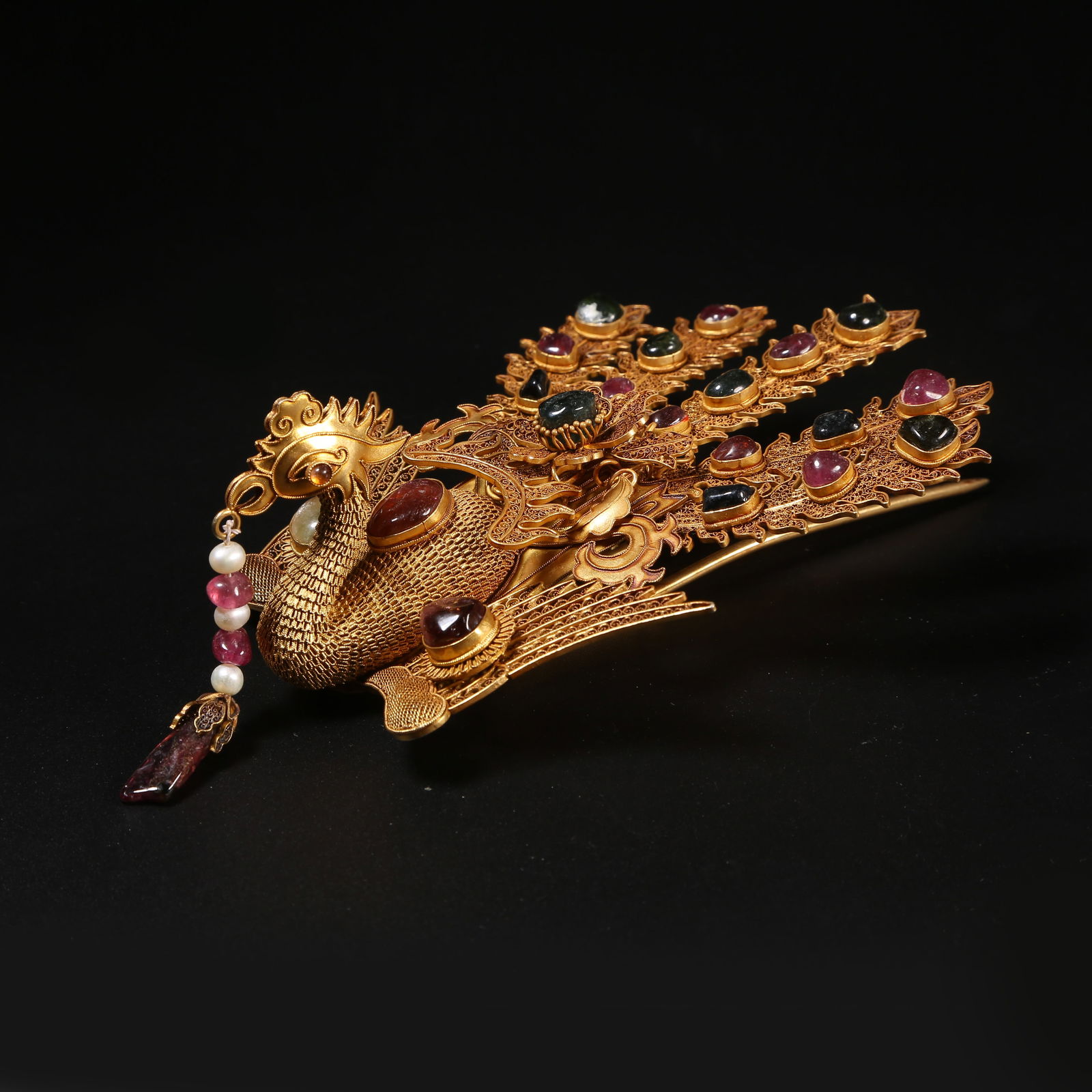A QING DYNASTY GILT-SILVER FILIGREE PHOENIX HAIRPIN WITH GEMSTONE INLAY (1 of 8)