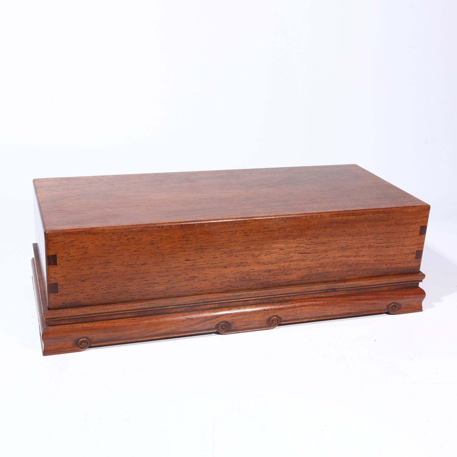 A HUANGHUALI WOOD COVERED BOX (1 of 9)