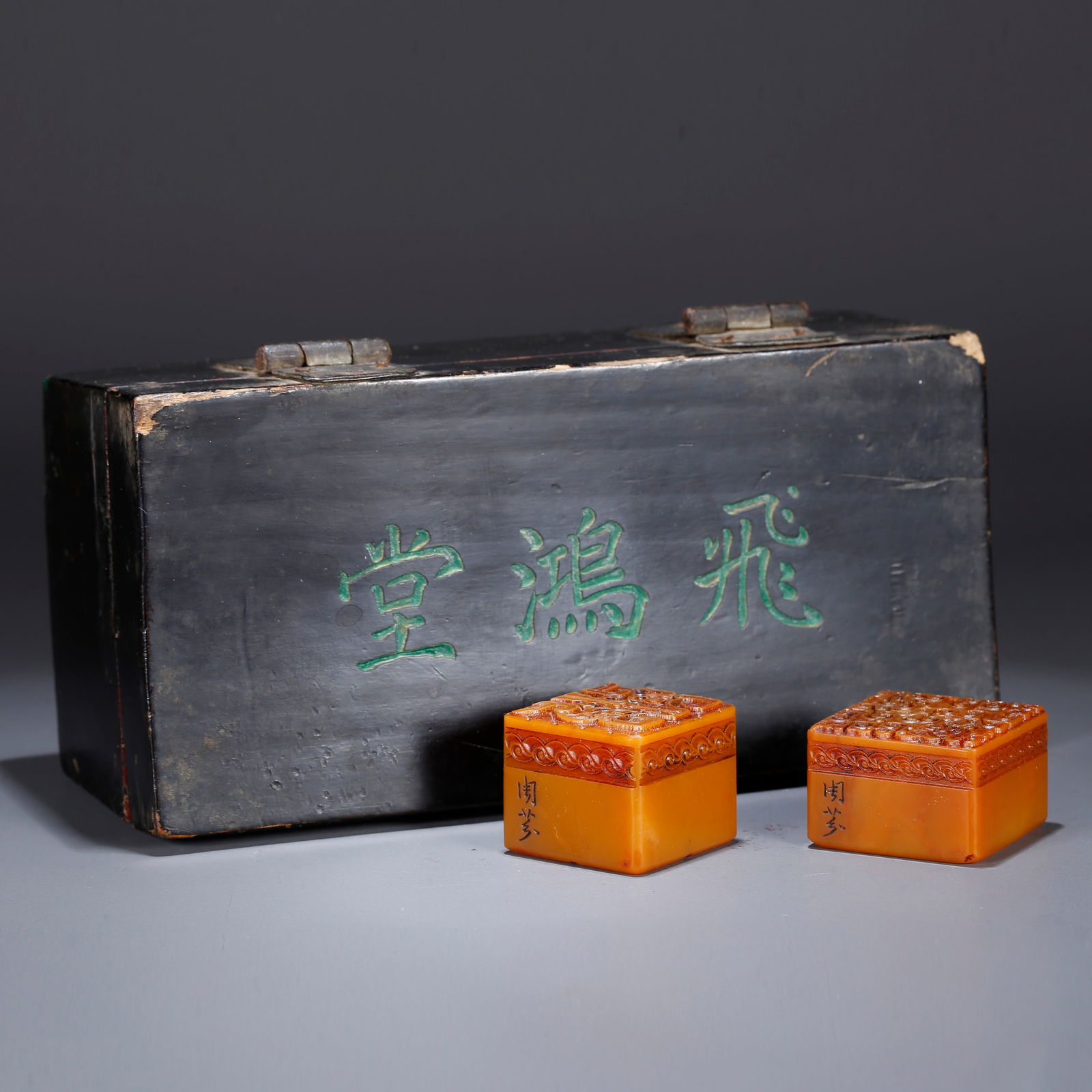 A SET OF SHOUSHAN TIANHUANG STONE SEALS (1 of 11)