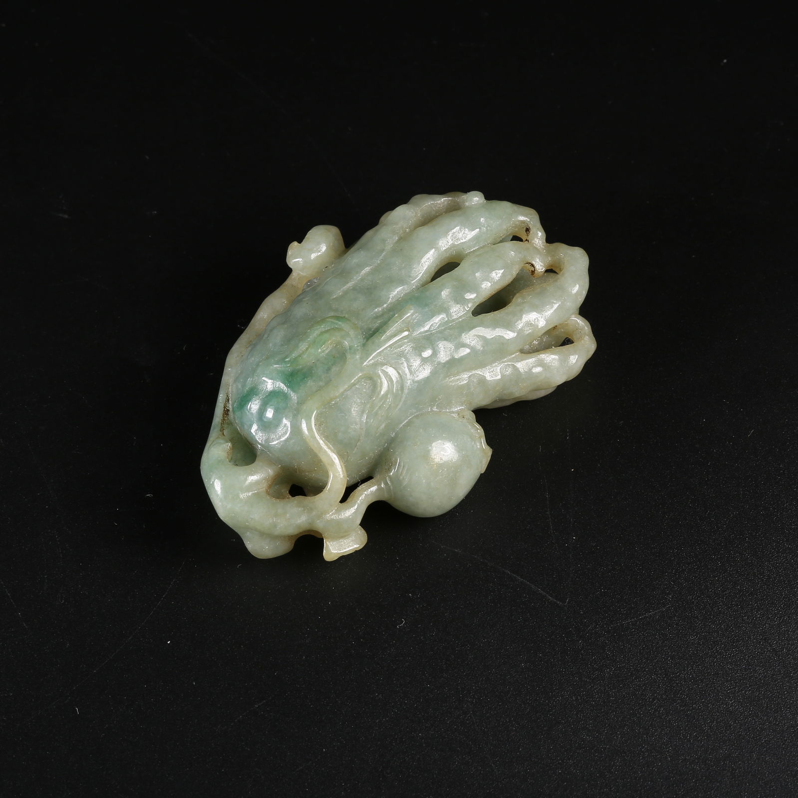 A JADEITE BUDDHA'S HAND CITRON ORNAMENT (1 of 8)