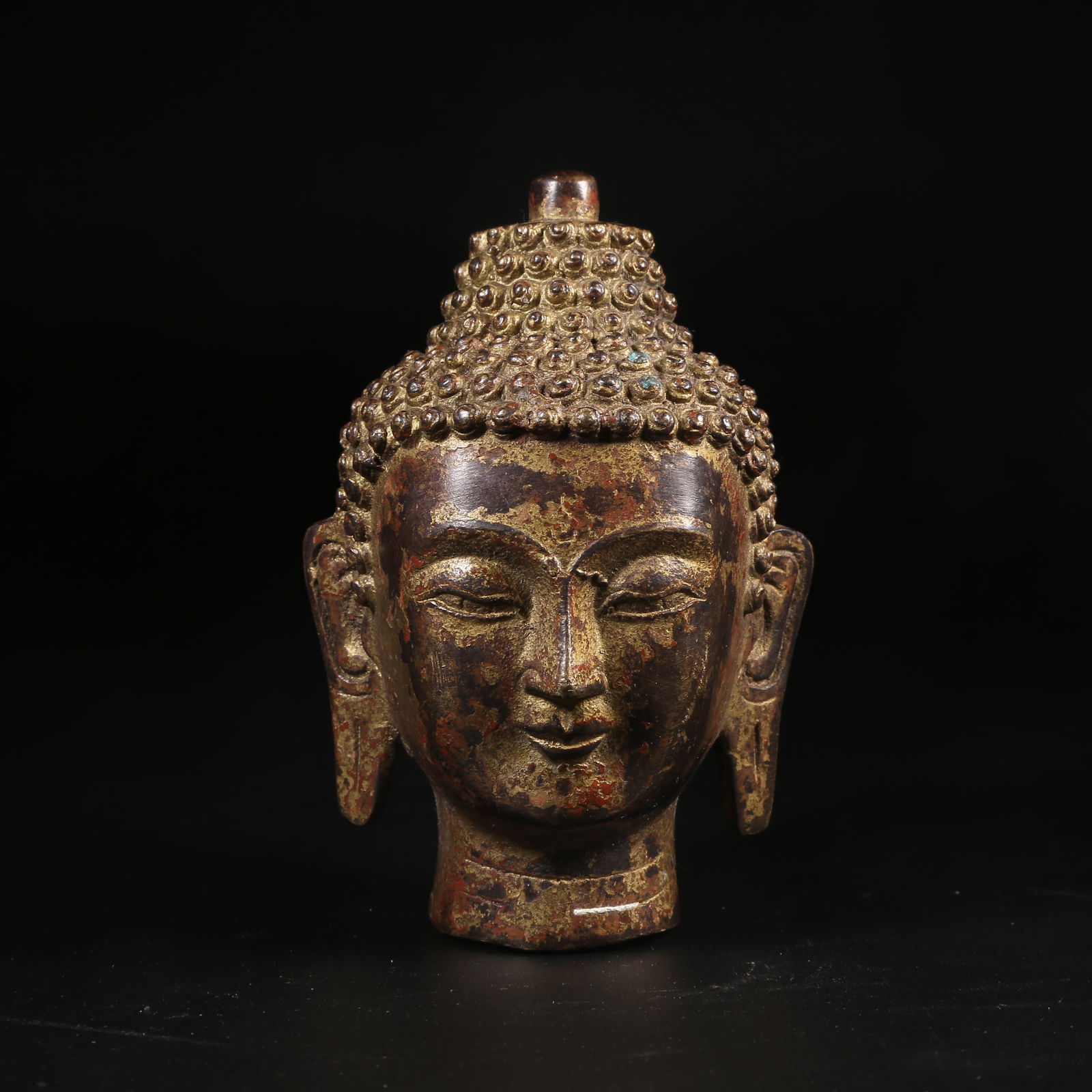 A GILT-BRONZE BUDDHA HEAD (1 of 9)