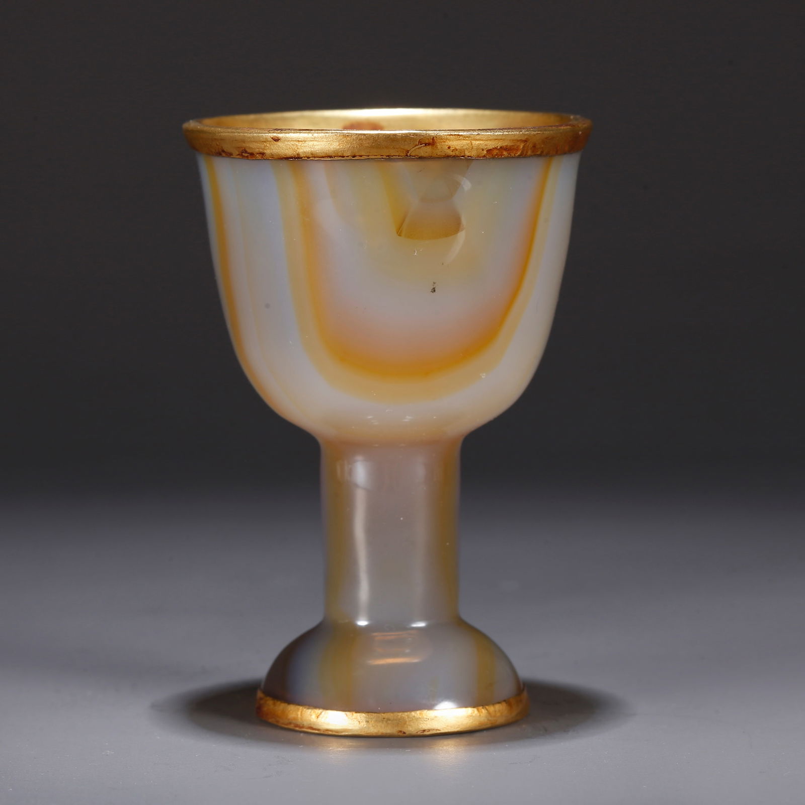 A AGATE CARVED CUP (1 of 9)