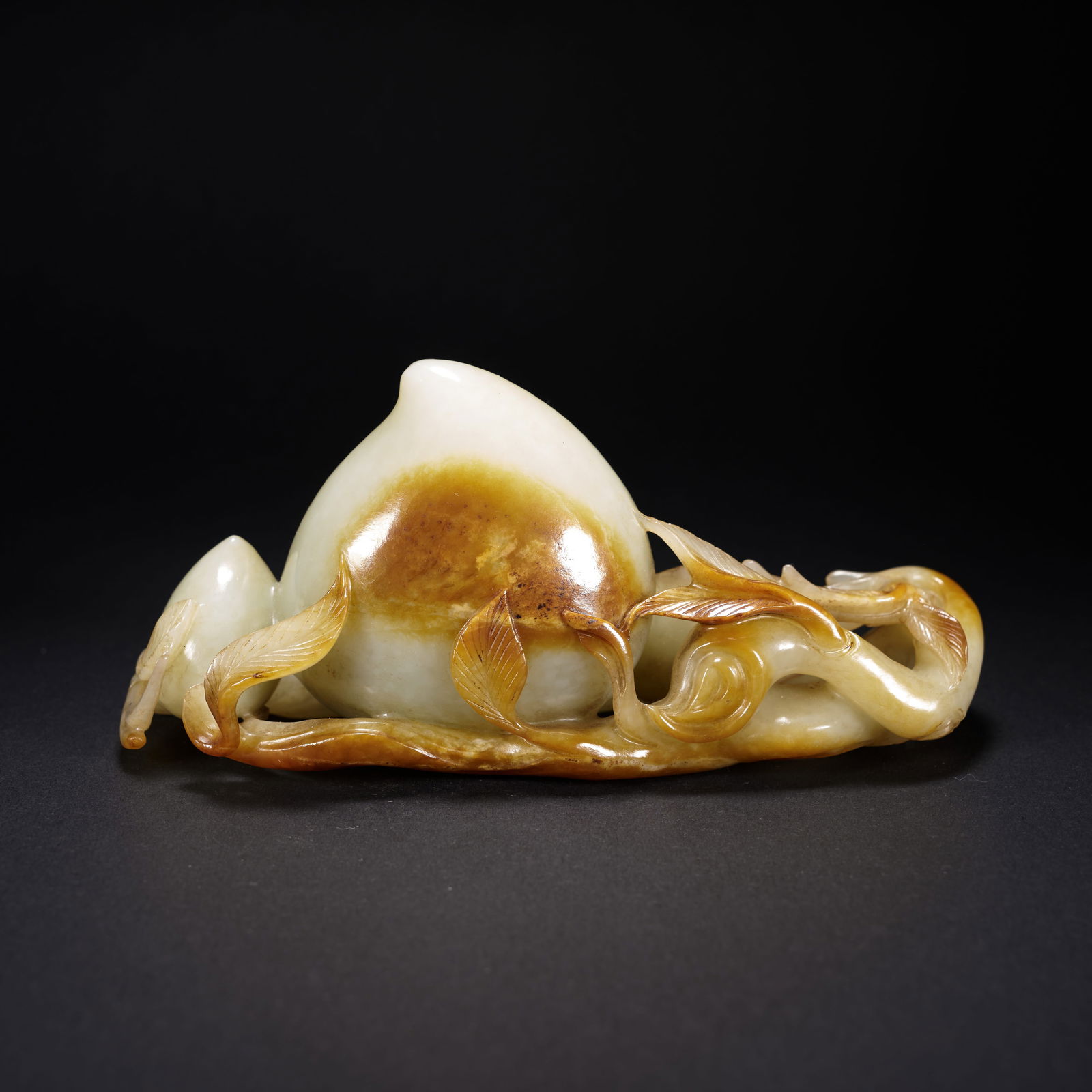 A HETIAN JADE LINGZHI AND THREE PEACHES OF LONGEVITY ORNAMENT, QING DYNASTY (1 of 9)