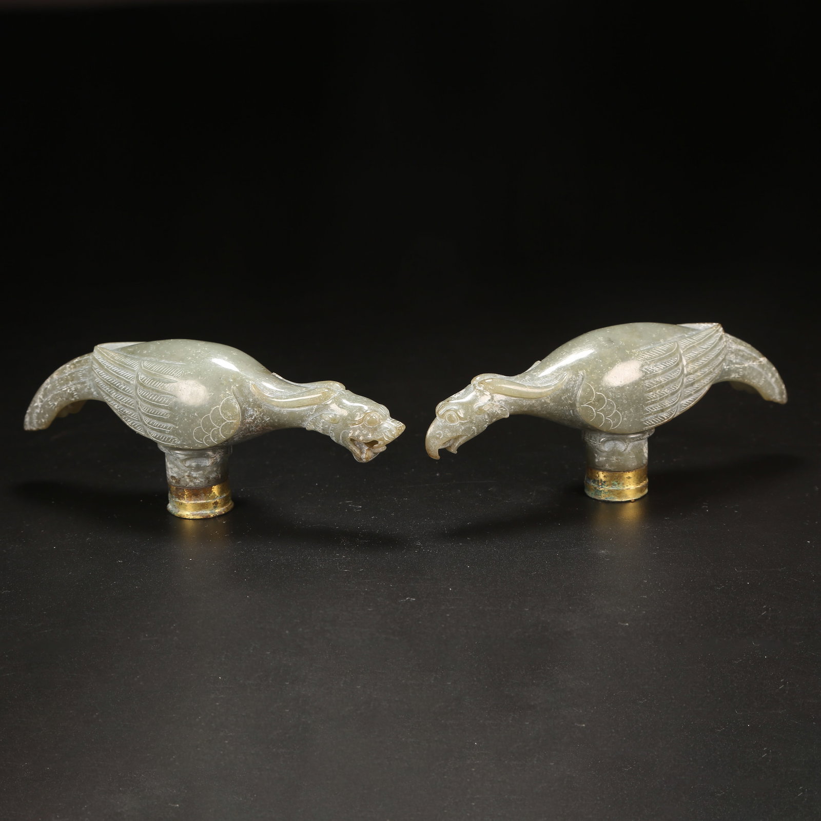 A ANCIENT JADE DOVE-SHAPED STAFF FINIAL: Ancient Jade Dove-Shaped Staff Finial