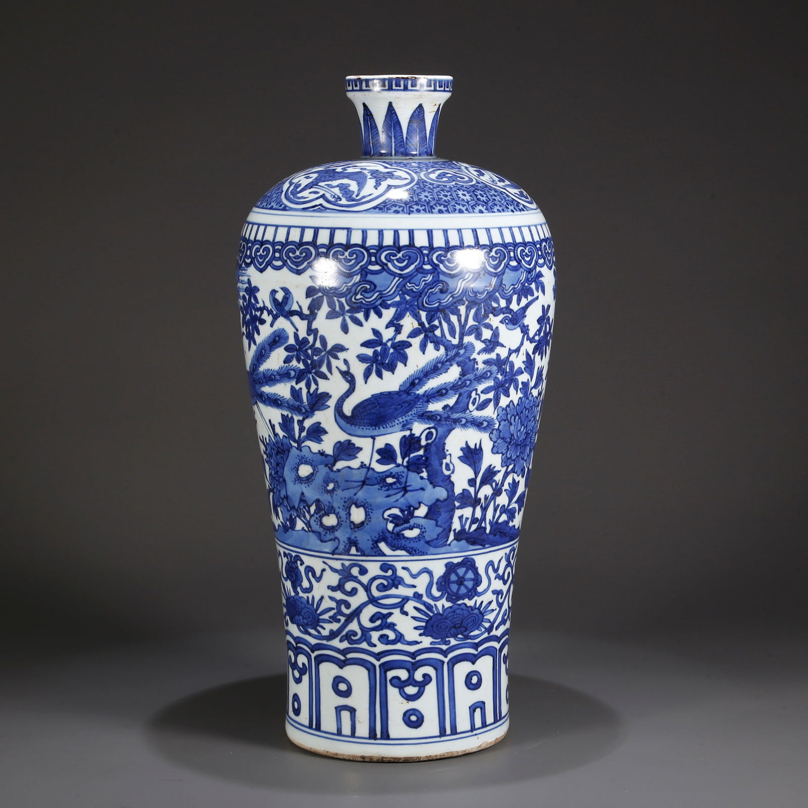 A BLUE AND WHITE FLOWER AND BIRD PATTERN VASE (1 of 9)