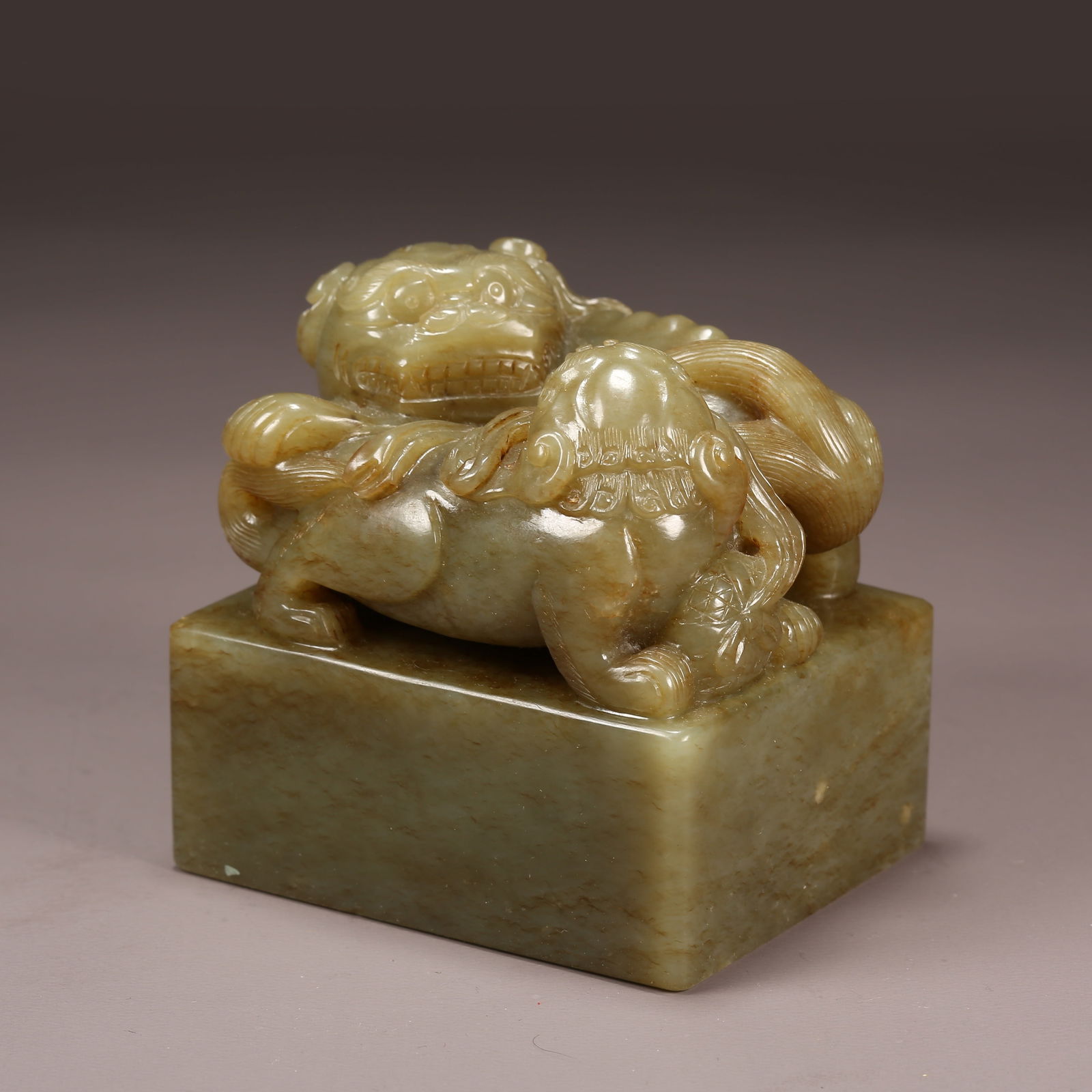 A HETIAN JADE SEAL WITH LION FINIAL (1 of 8)