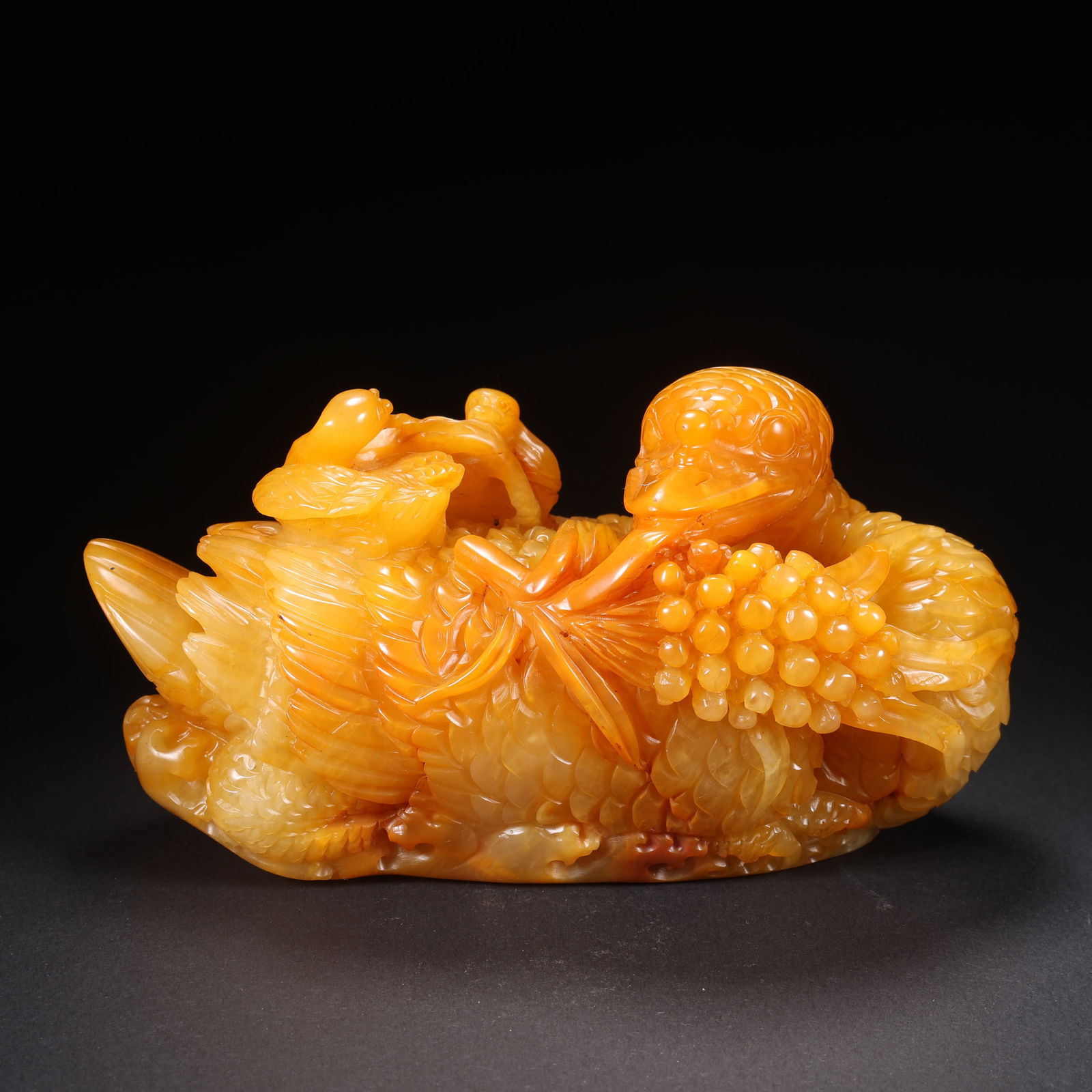 TIANHUANG STONE DUCK DECORATIVE SCULPTURE: Tianhuang Stone Duck Decorative Sculpture