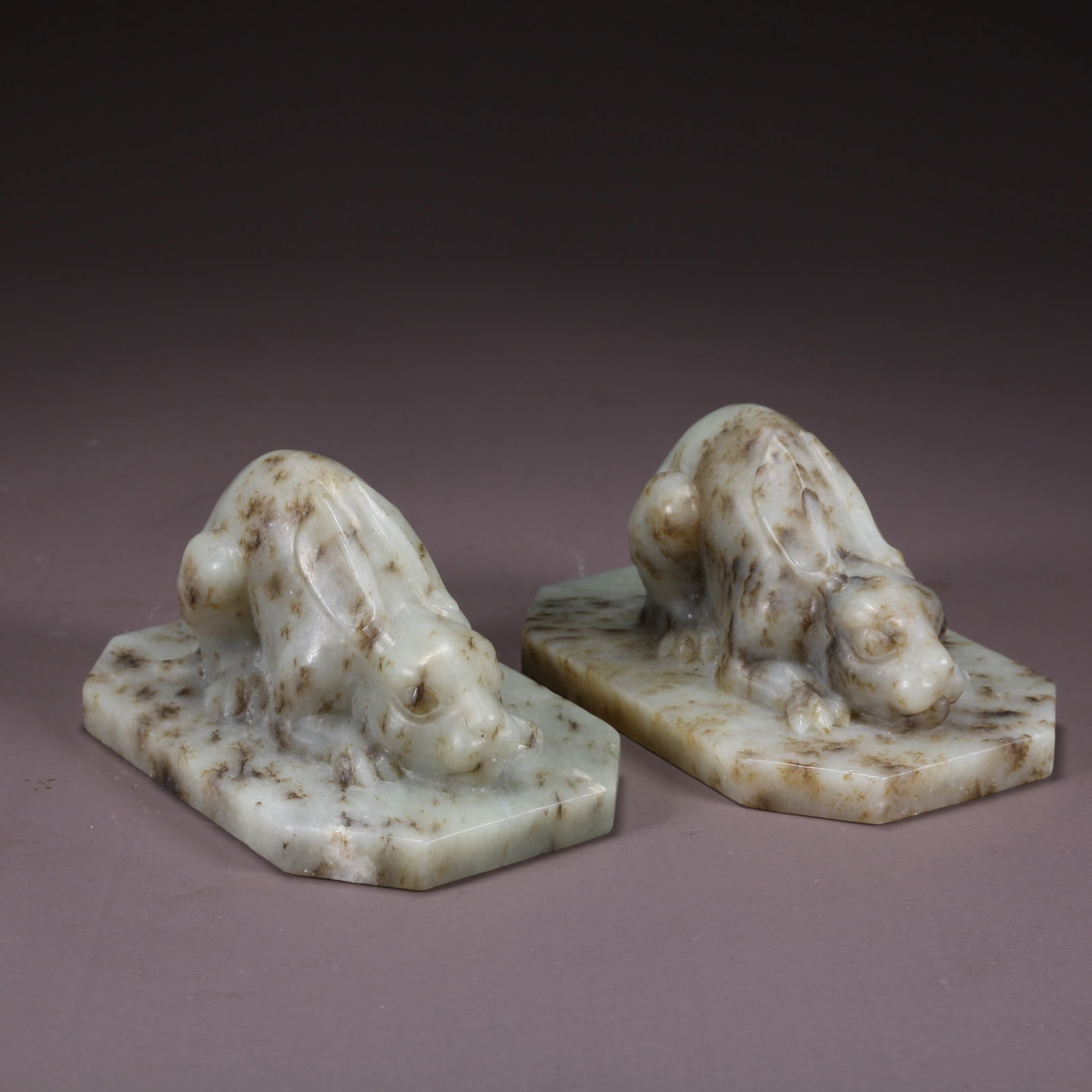 A HETIAN JADE PAPERWEIGHT SET WITH RABBIT KNOB (1 of 10)