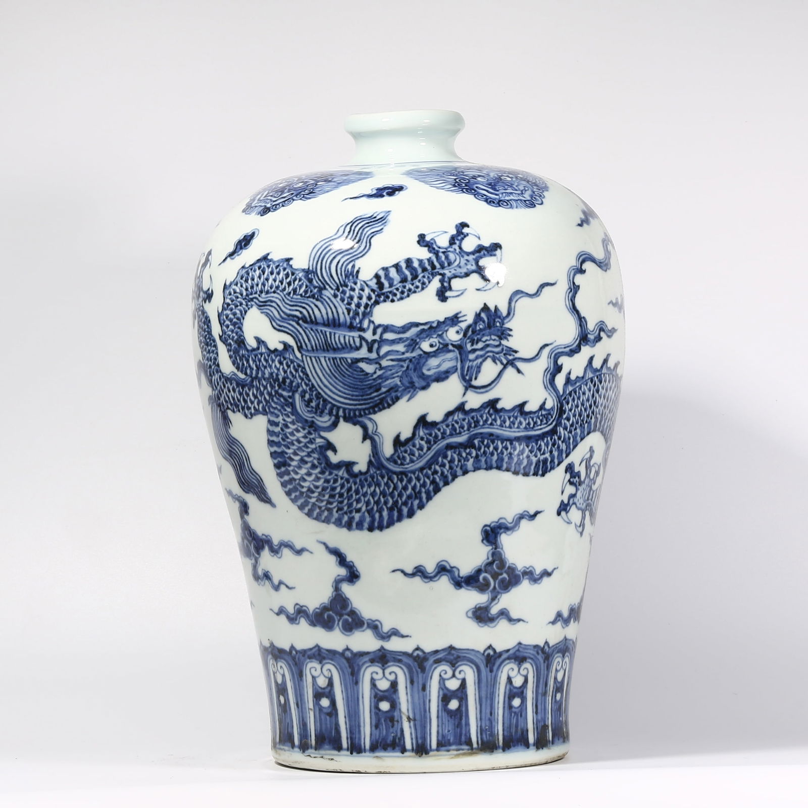 A BLUE AND WHITE CLOUD-AND-DRAGON PATTERN MEIPING VASE (1 of 9)
