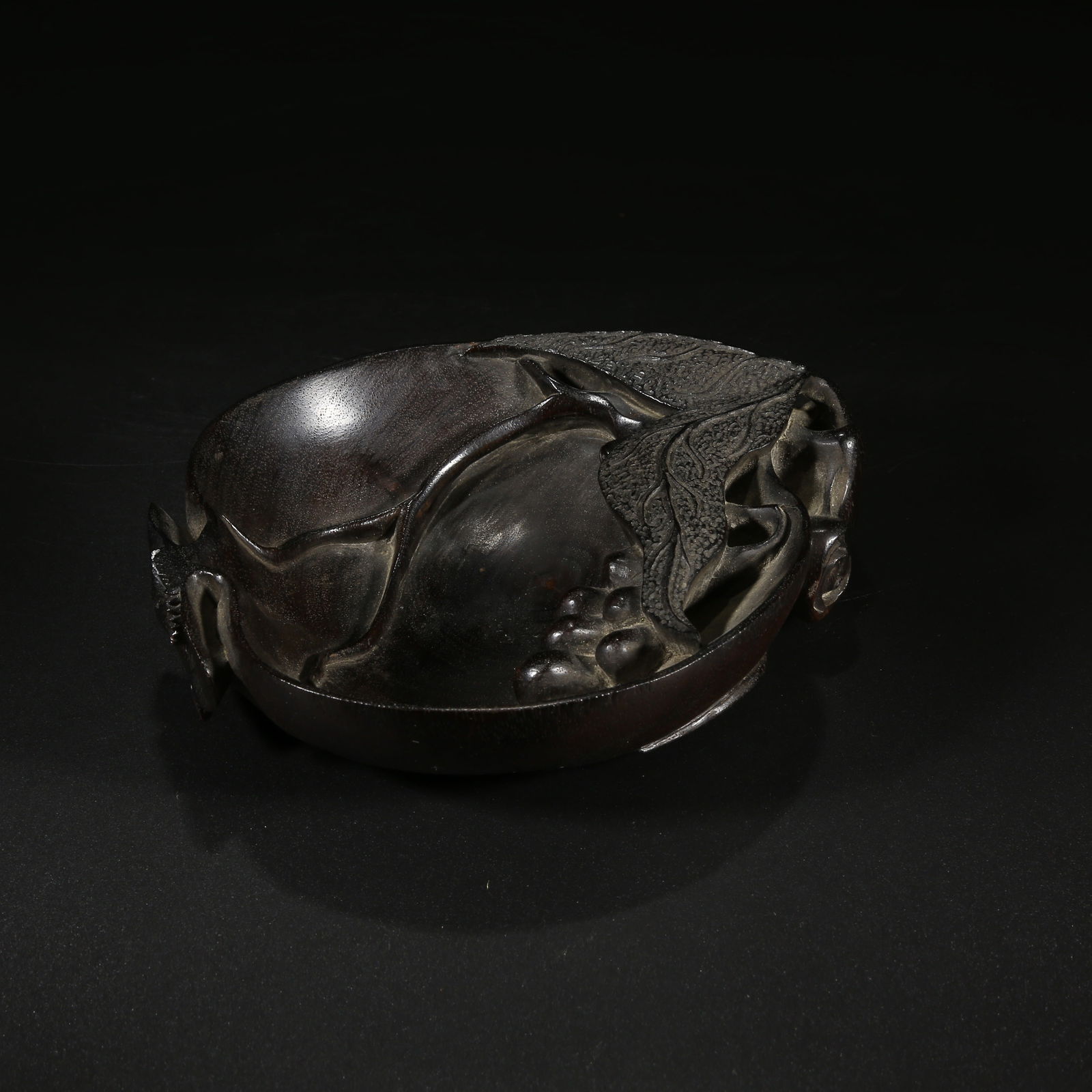 A ZITAN WOOD POMEGRANATE-SHAPED WATER CONTAINER (1 of 8)