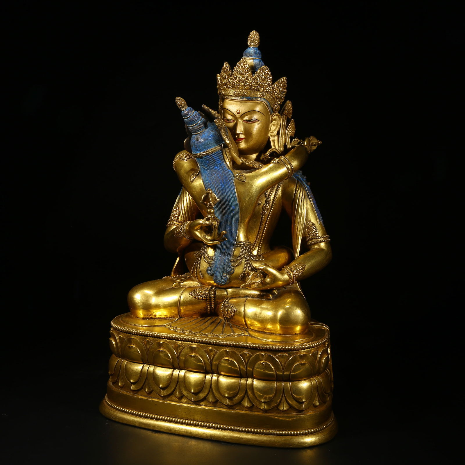 A GILDED BRONZE STATUE OF DUAL-BODY VAJRASATTVA IN ZANABAZAR STYLE (1 of 8)