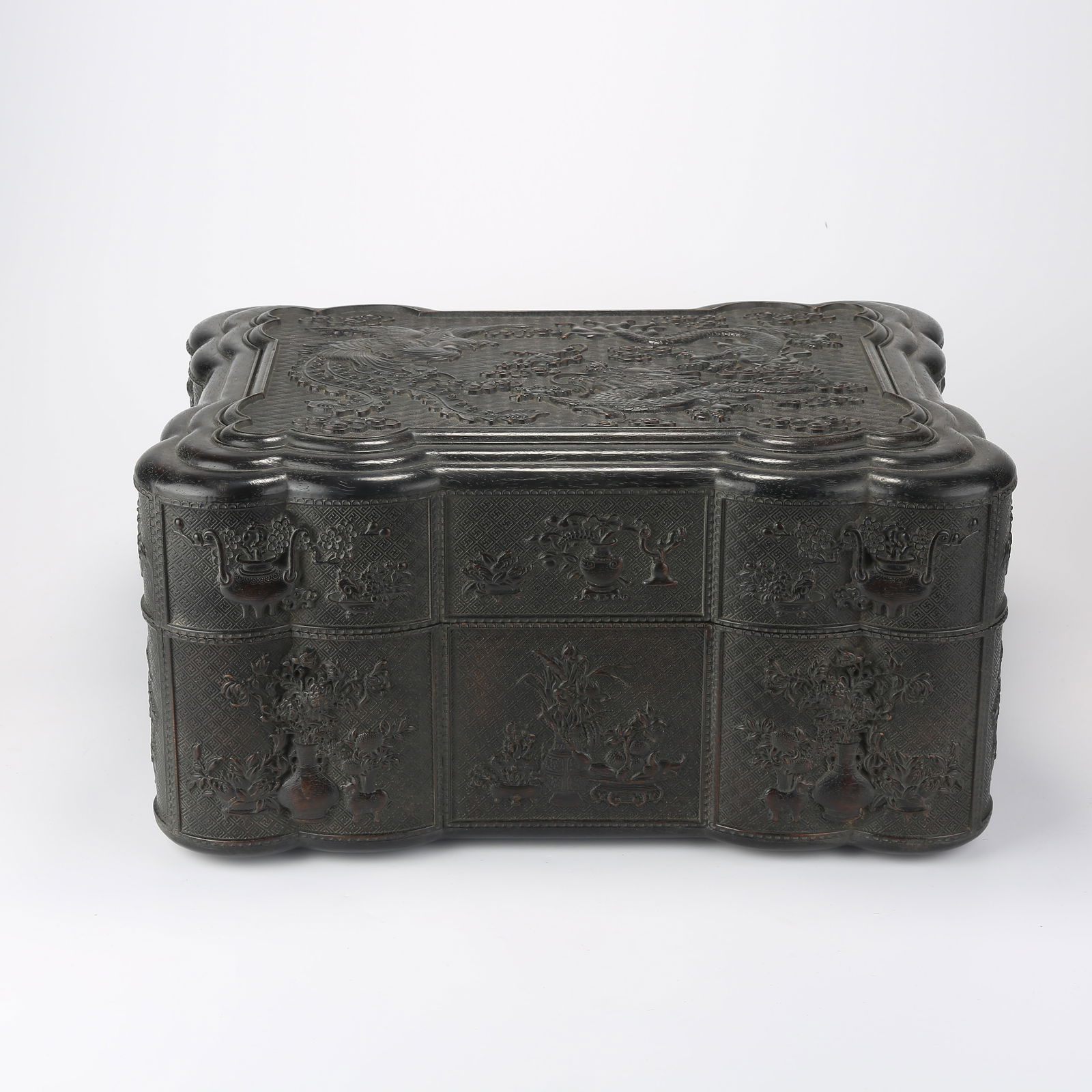 A ZITAN COVERED BOX WITH DRAGON AND PHOENIX DESIGN (1 of 11)