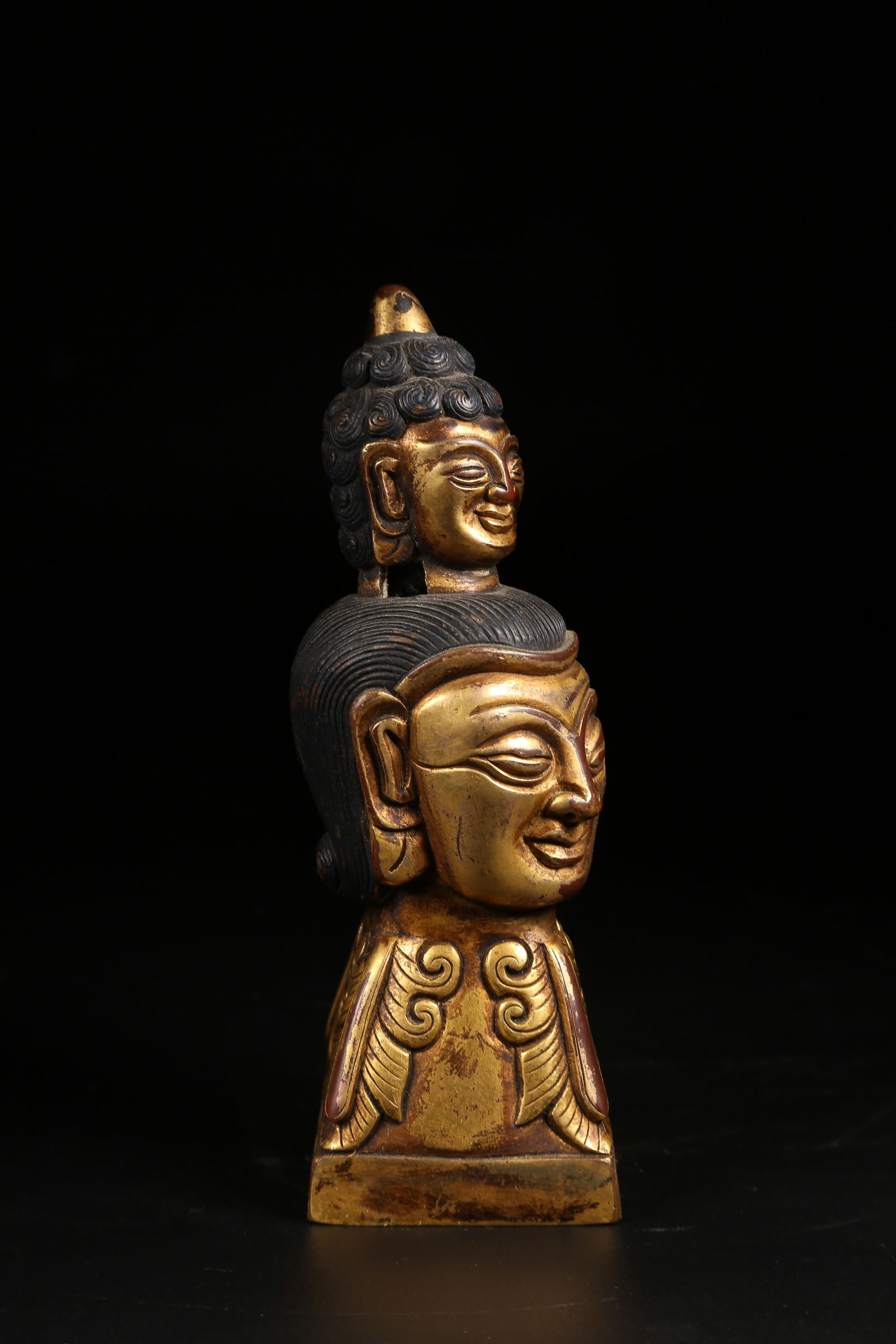 A GILT BRONZE SEAL - 5