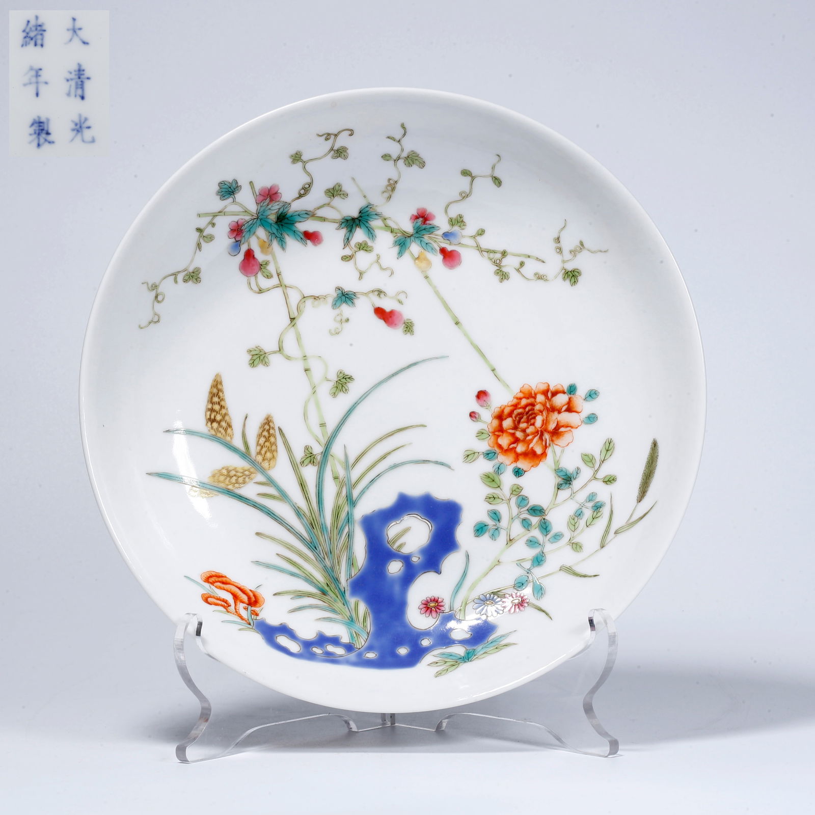 A FAMILLE ROSE PLATE WITH GARDEN ROCK AND FLORAL DESIGN (1 of 9)