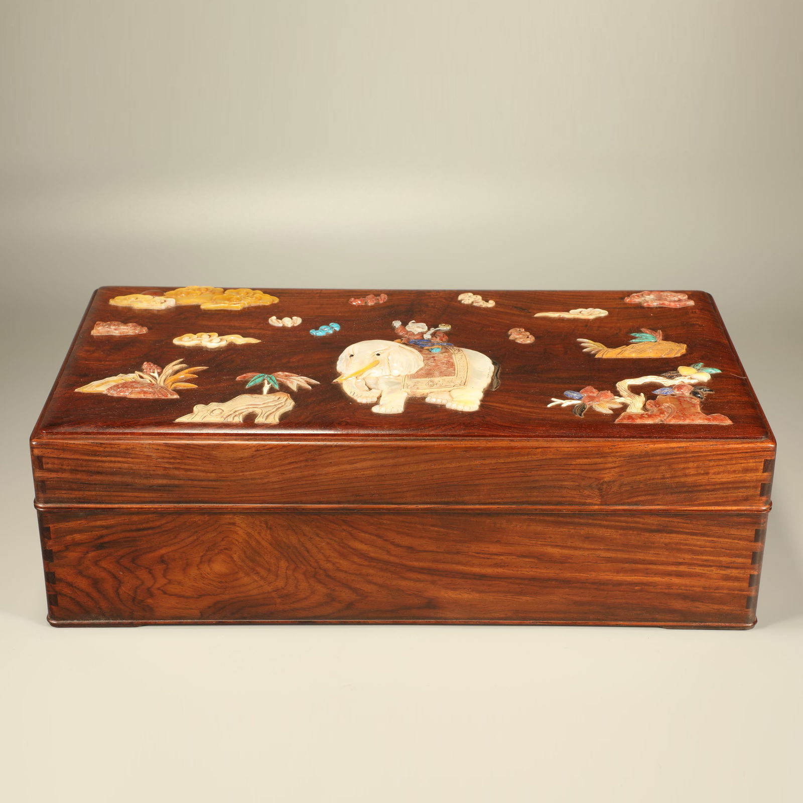 A HUANGHUALI INLAID "HUNDRED TREASURES, PEACE AND ELEPHANTS" COVERED BOX (1 of 8)