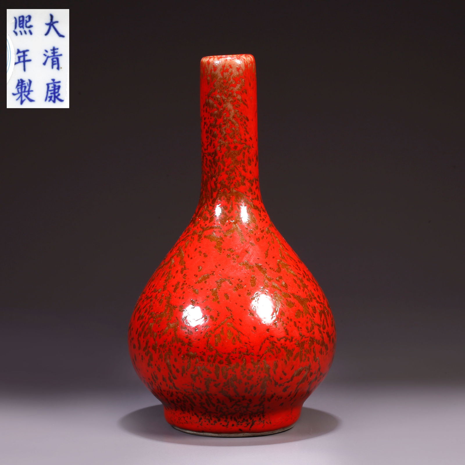 A RED-GLAZED YONGZHENG-STYLE BOTTLE VASE (1 of 9)