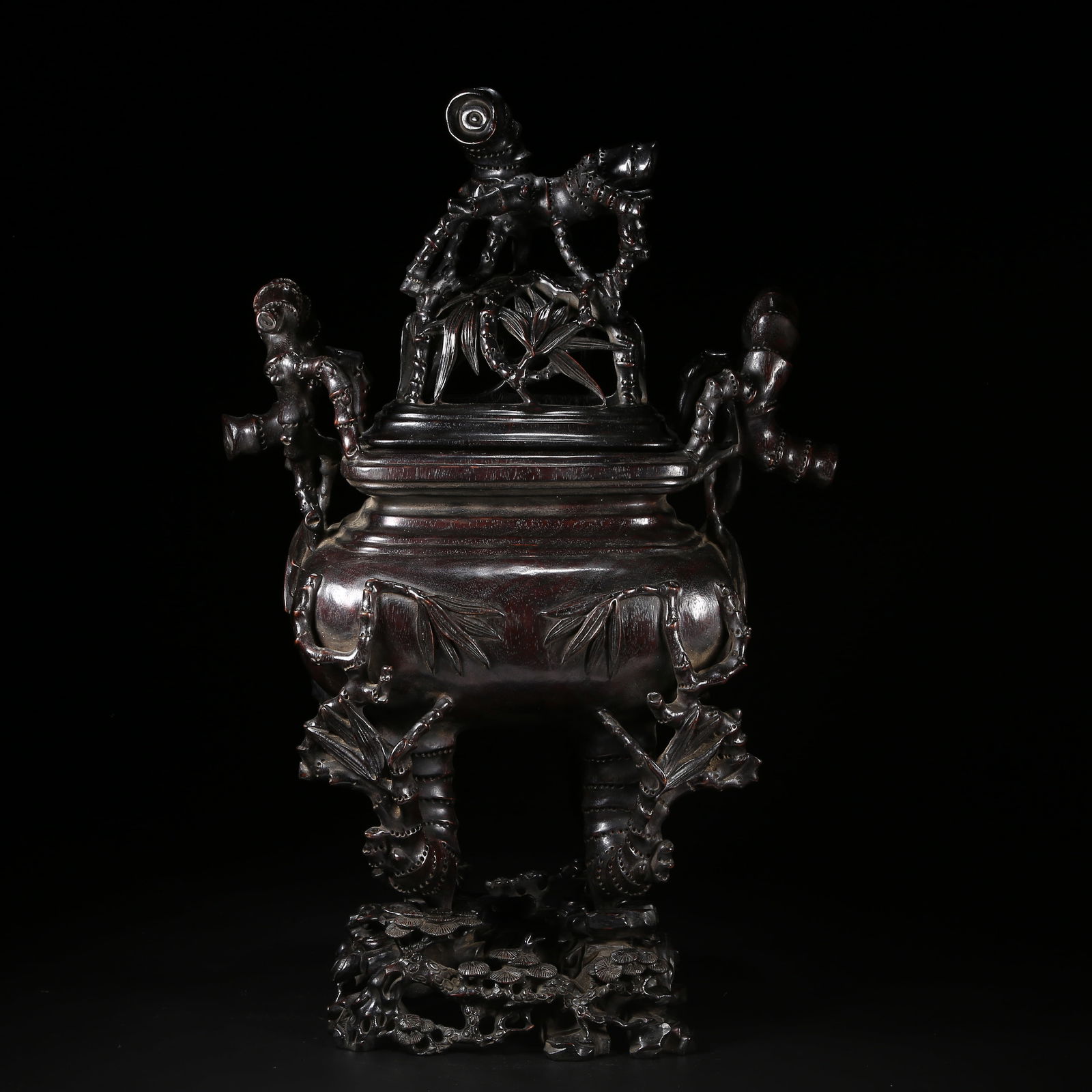 A ZITAN INCENSE BURNER WITH BAMBOO-JOINT KNOB (1 of 10)