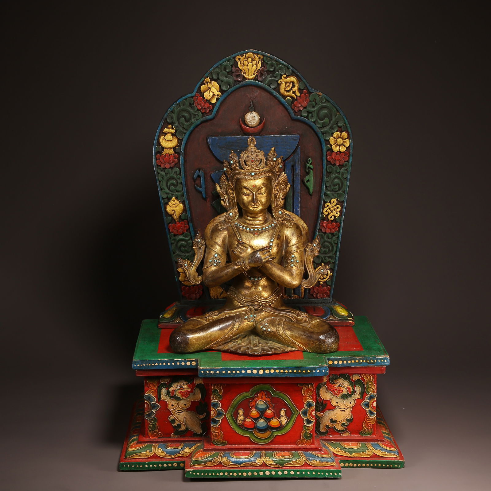 A GILT BRONZE VAJRA MASTER (VAJRADHARA) STATUE: Gilt Bronze Vajra Master (Vajradhara) Statue