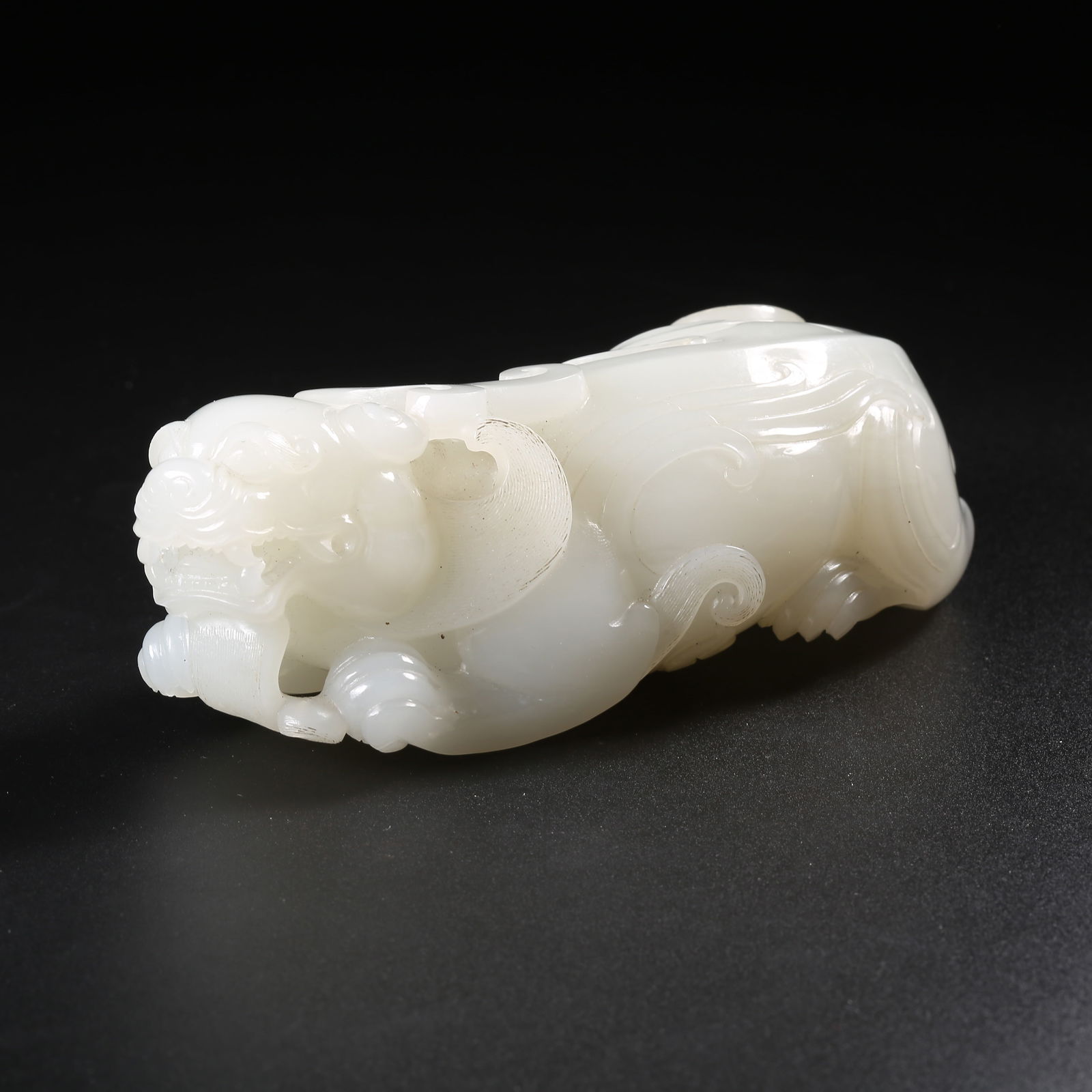 A HETIAN WHITE JADE BIXIE ORNAMENT (1 of 8)