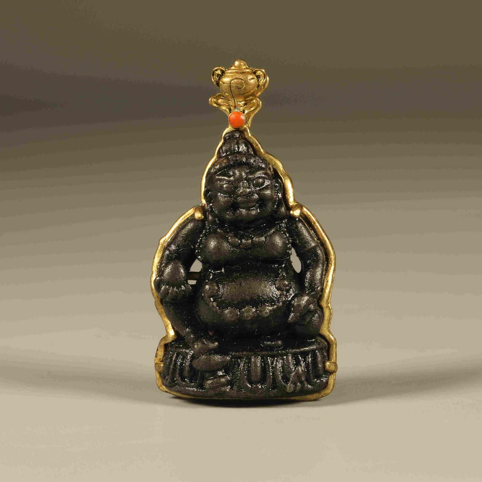 A IRON YELLOW WEALTH GOD PENDANT (1 of 5)