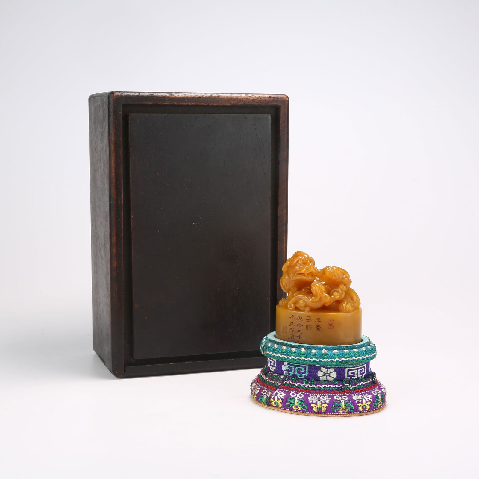 A SHOUSHAN TIANHUANG STONE SEAL WITH BEAST KNOB: Shoushan Tianhuang Stone Seal with Beast Knob