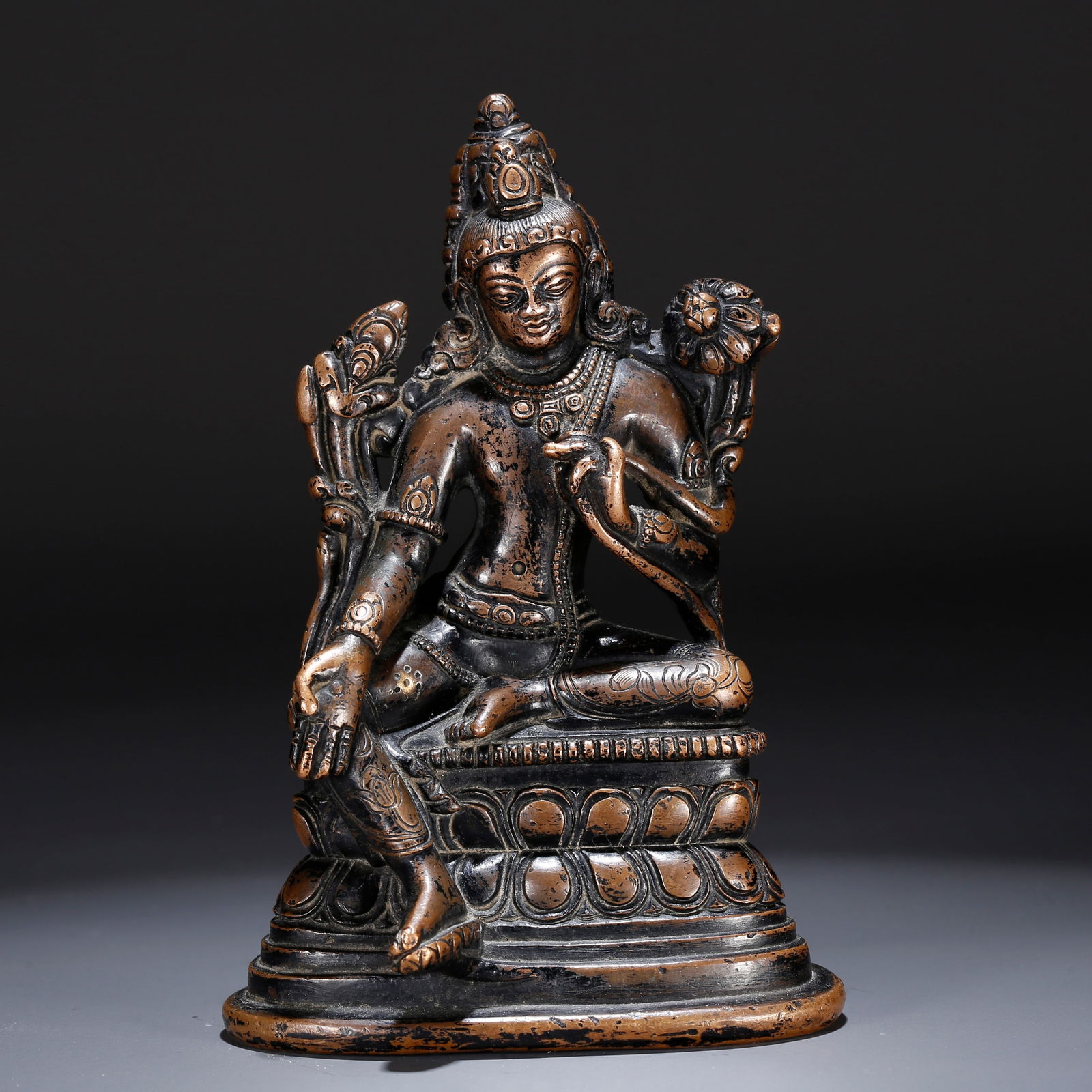 A BRONZE STATUE OF GREEN TARA (1 of 10)