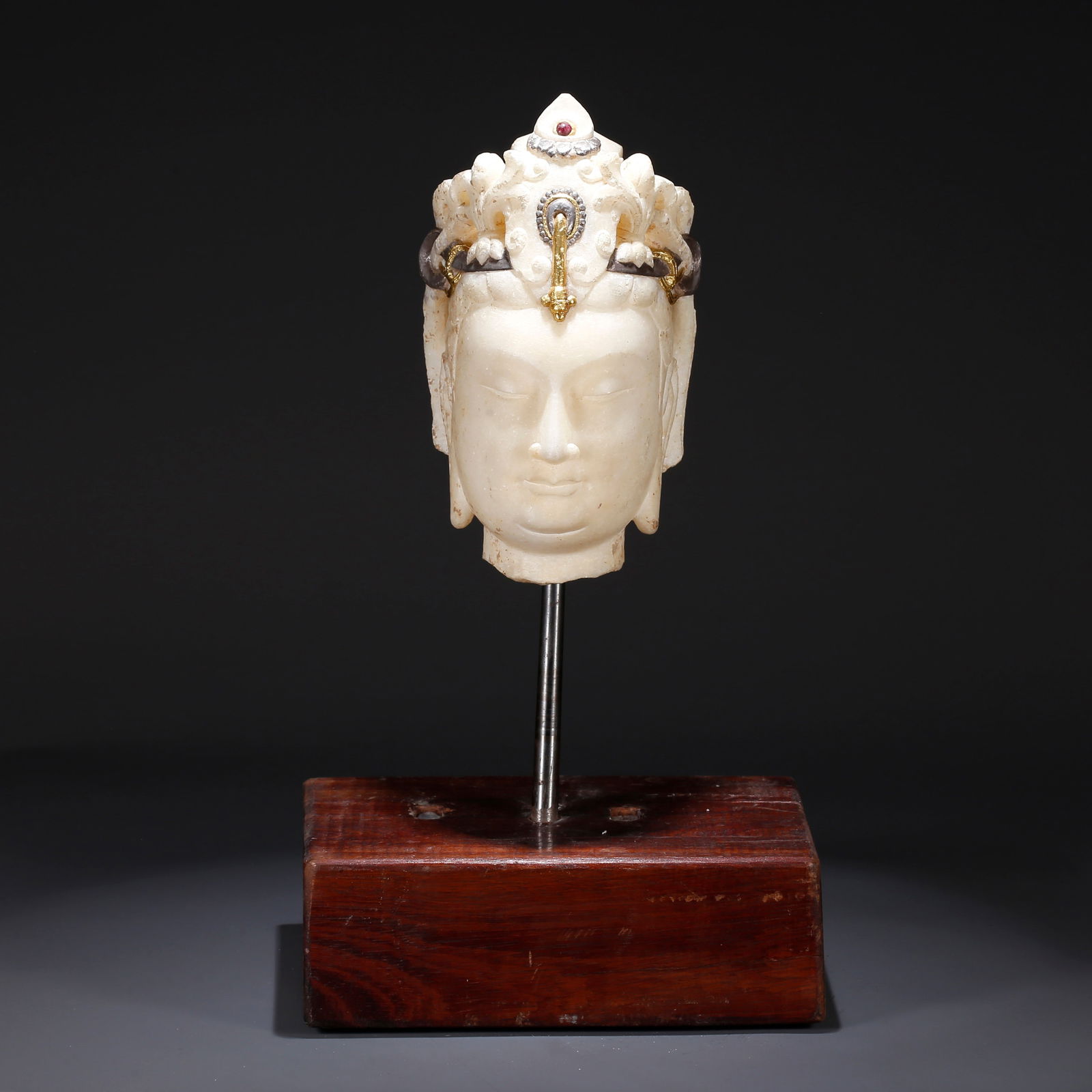 A HAN WHITE JADE BUDDHA HEAD: Han White Jade Buddha Head