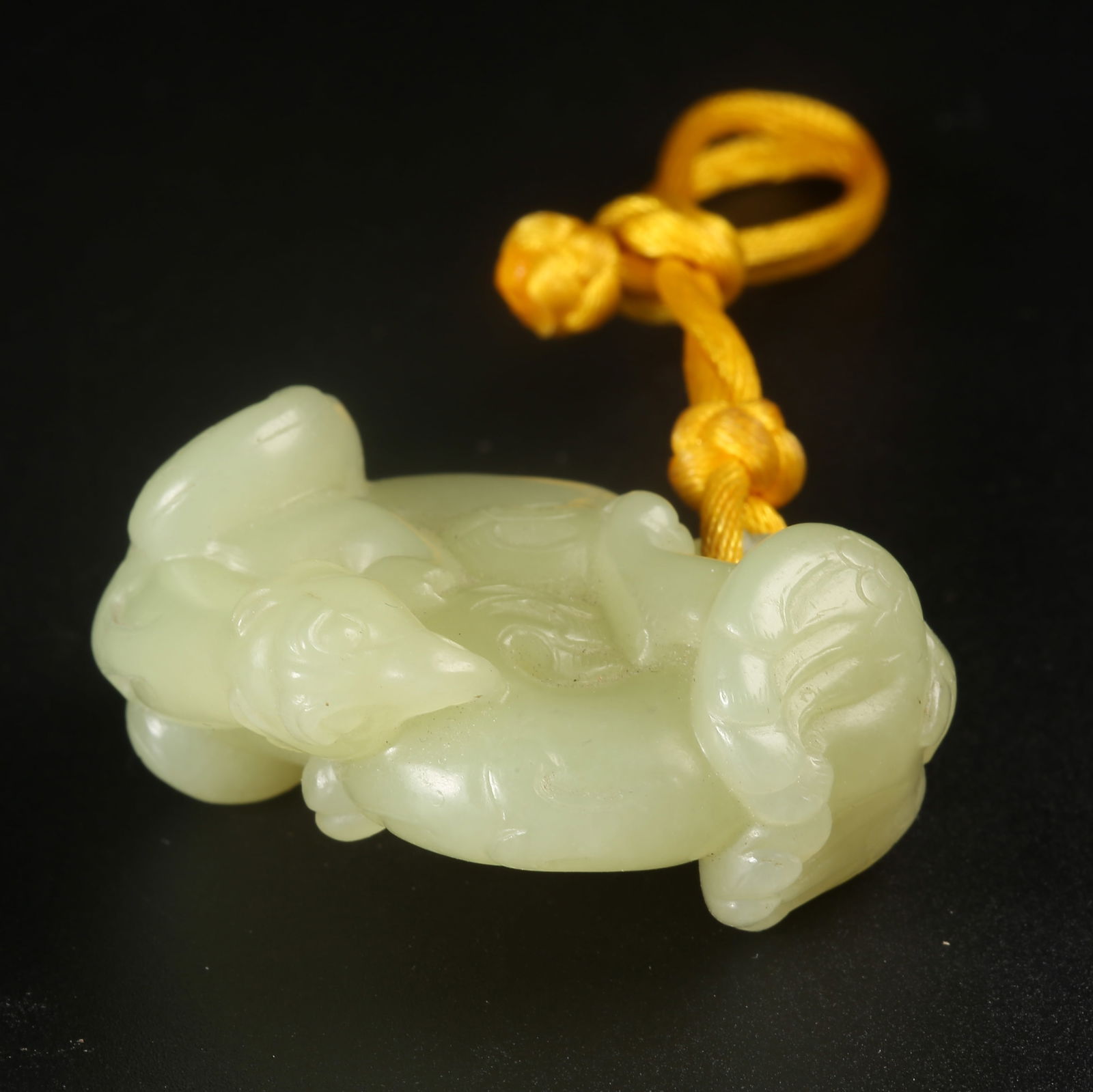 A HETIAN YELLOW JADE DOUBLE-PHOENIX PENDANT (1 of 8)