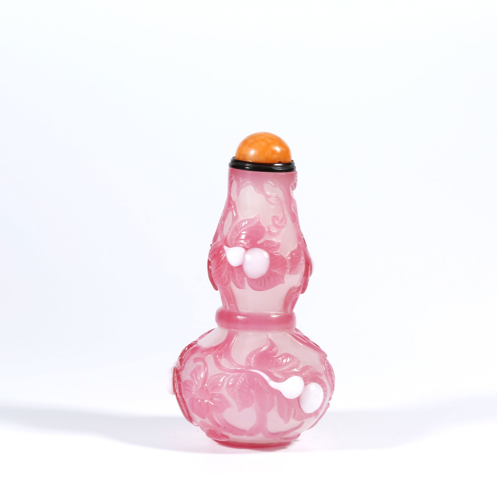 A OVERLAY SNUFF BOTTLE WITH "FORTUNE, PROSPERITY, AND EVERLASTING HAPPINESS" GOURD DESIGN (1 of 9)