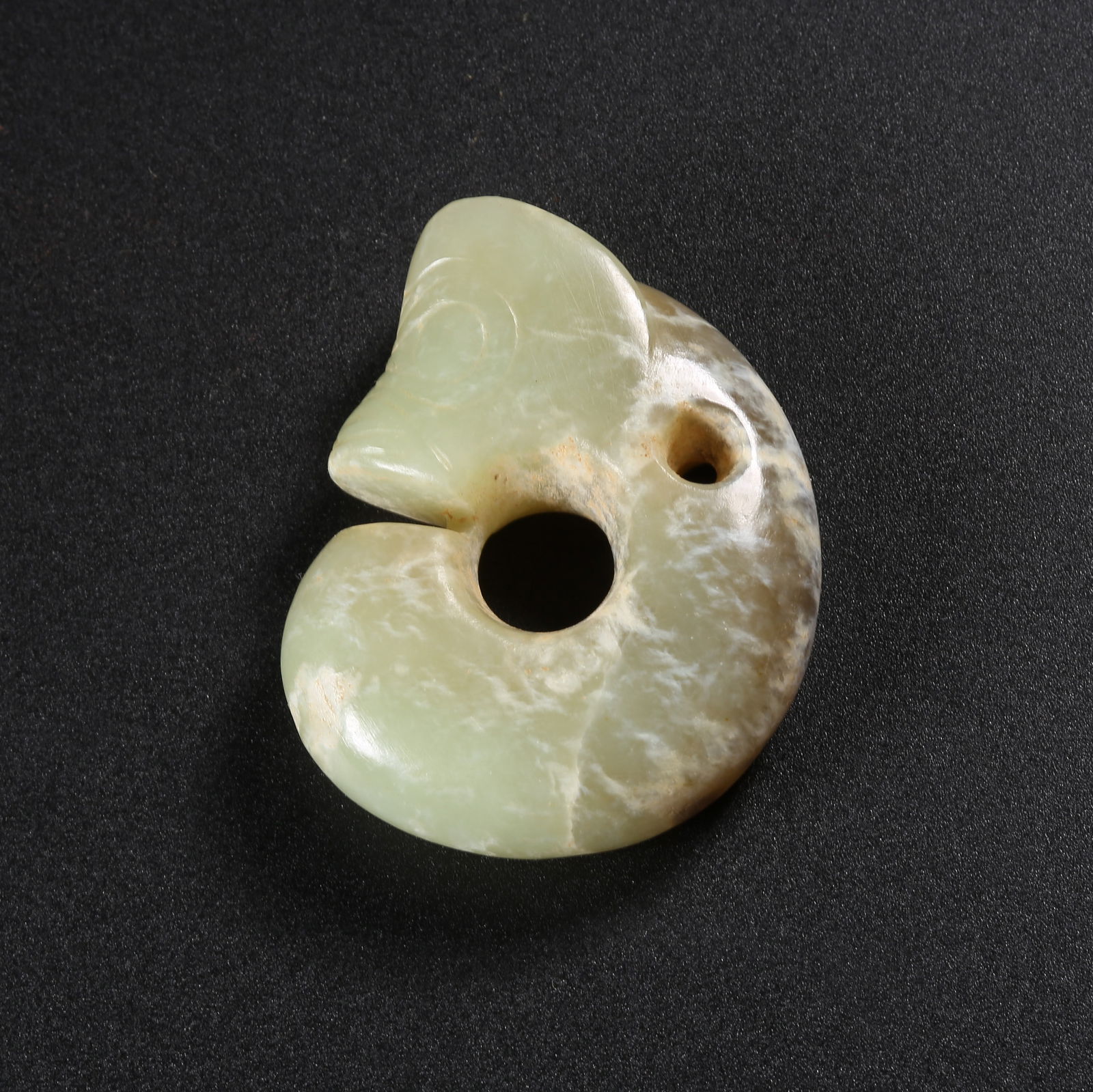 A ANCIENT JADE PIG-DRAGON (1 of 8)