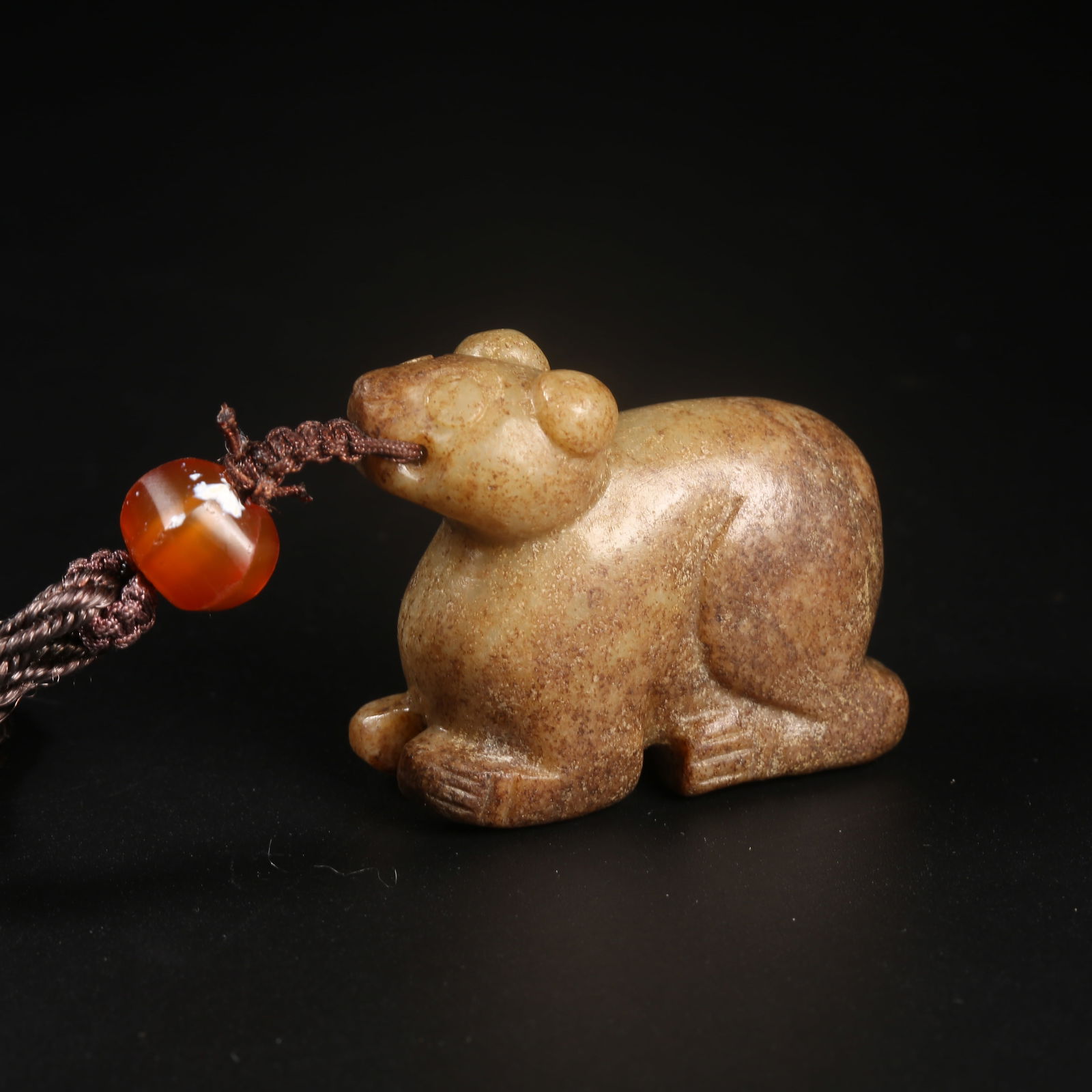 A ARCHAIC JADE AUSPICIOUS BEAST PENDANT (1 of 8)