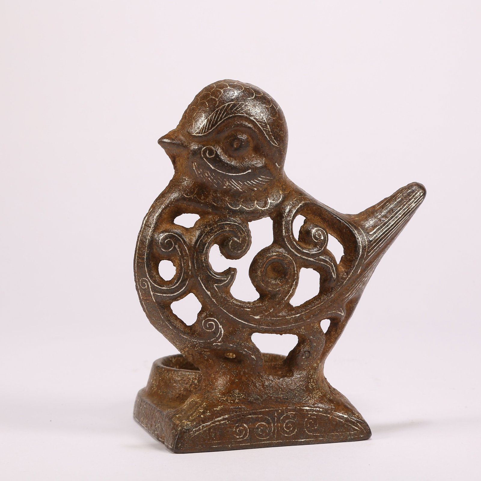 A BRONZE SACRED BIRD FIGURINE WITH GILT-INLAID GOLD AND SILVER (1 of 8)
