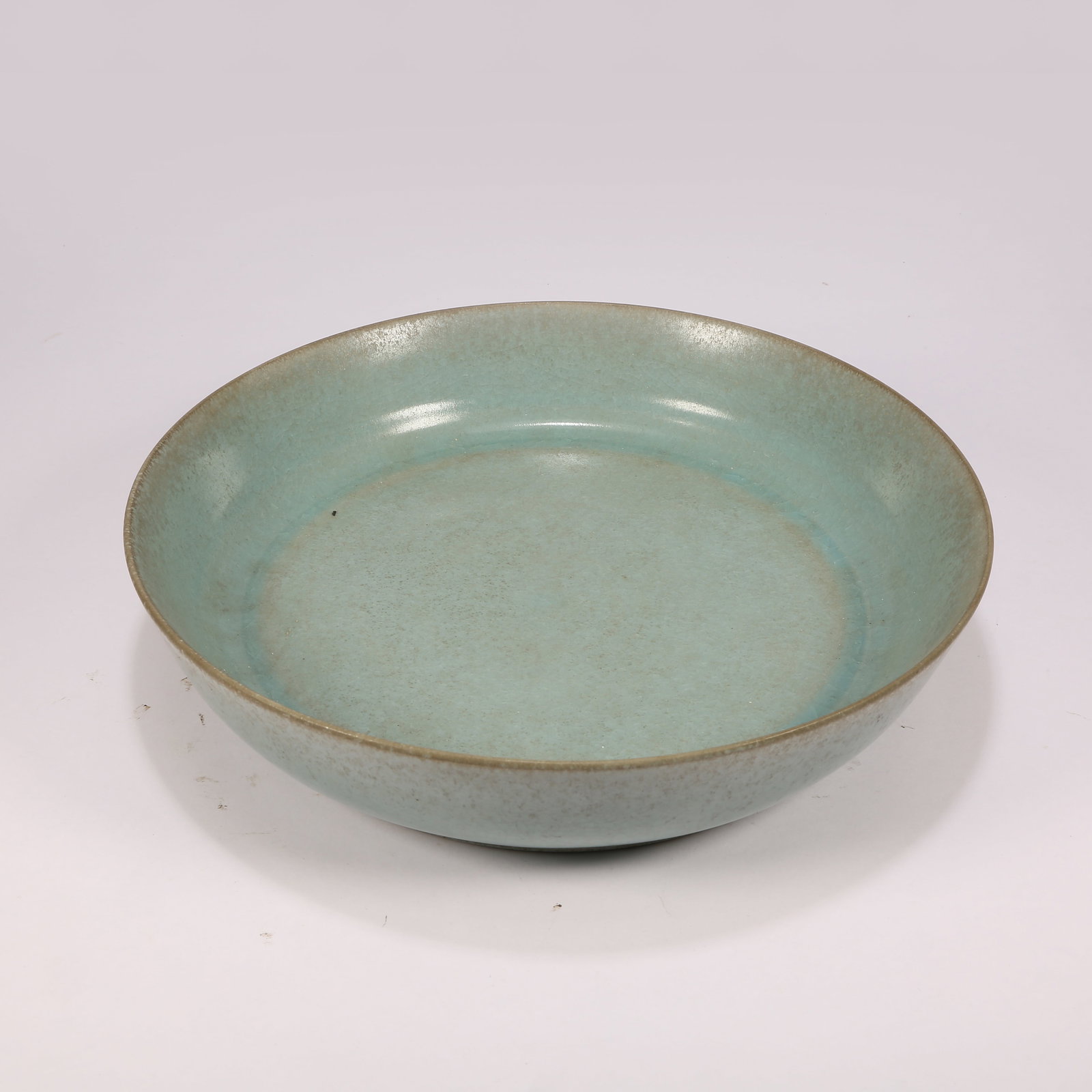A RU WARE SKY-BLUE–GLAZED DISH (1 of 9)