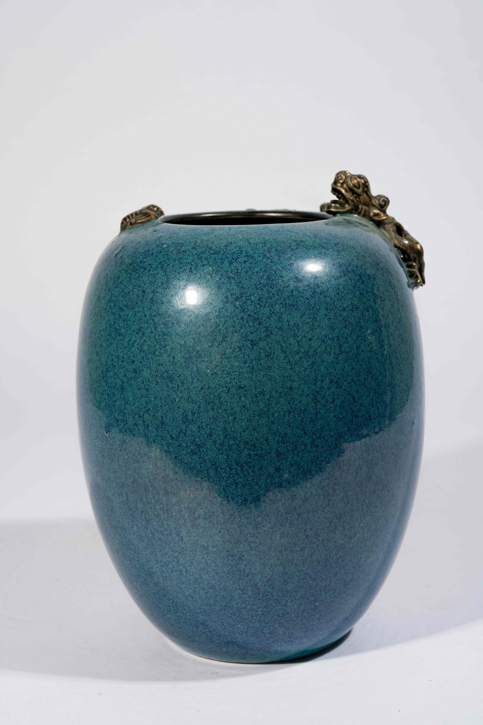 A JUN WARE DRAGON-PATTERNED WINTER MELON JAR - 3