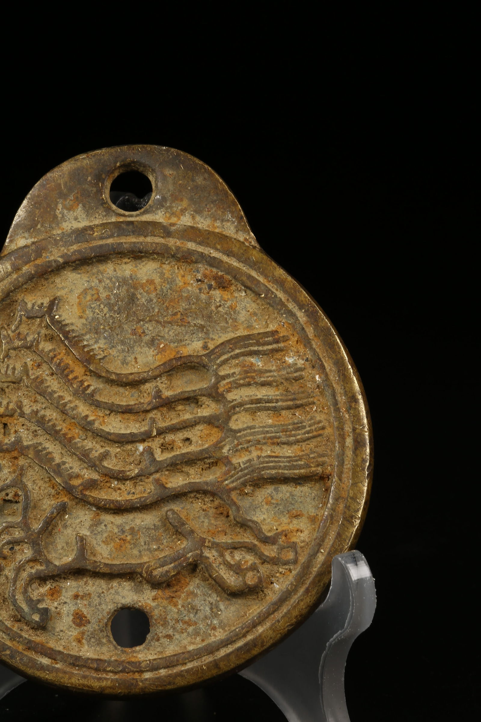 A BRONZE SEAL-PATTERN TOKEN - 4