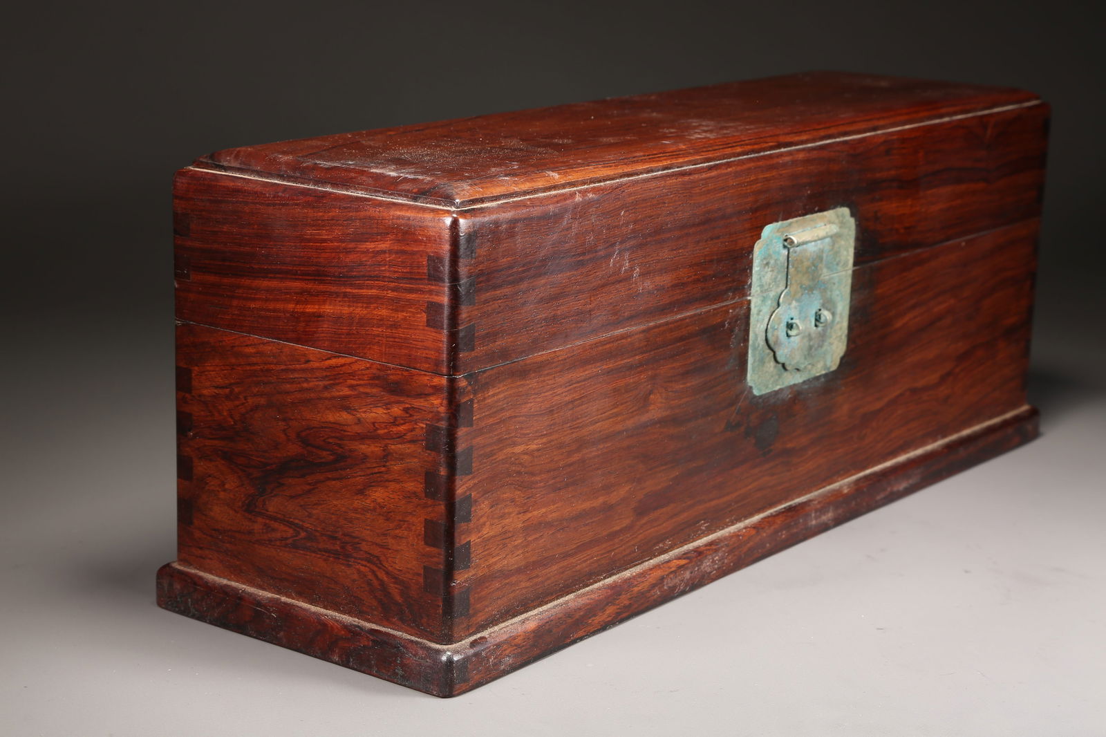 A HUANGHUALI RECTANGULAR LIDDED BOX - 6