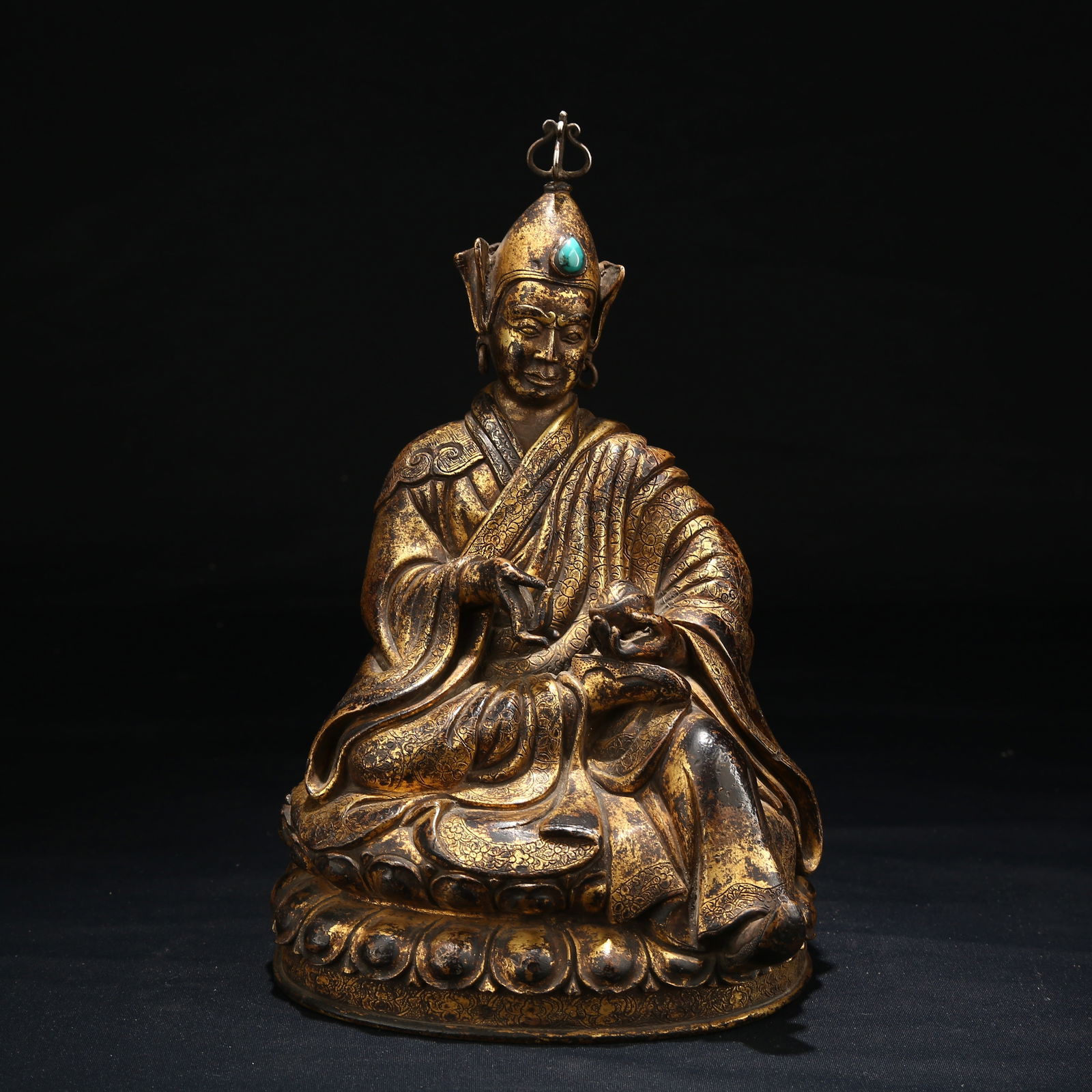A GILT BRONZE PADMASAMBHAVA STATUE: Gilt Bronze Padmasambhava Statue